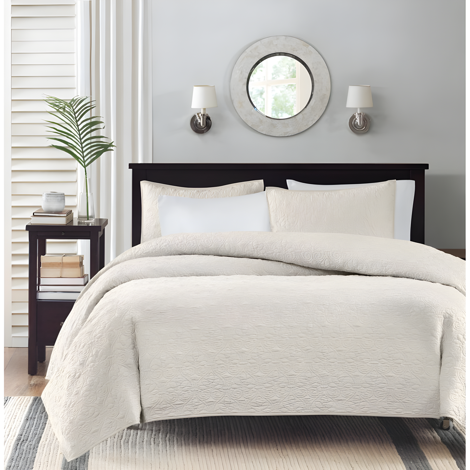 Madison Park Quebec Reversible Quilt Set