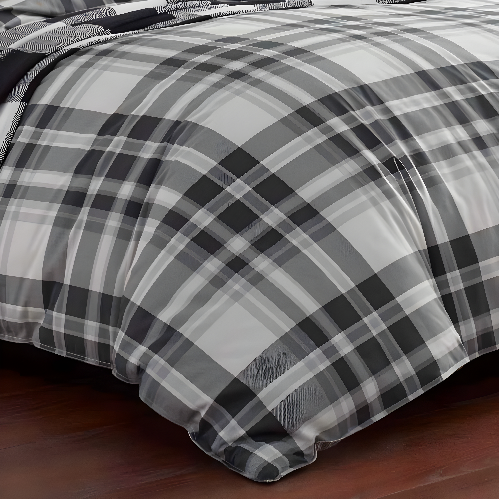 Eddie Bauer Coal Creek Plaid Cotton Comforter Set