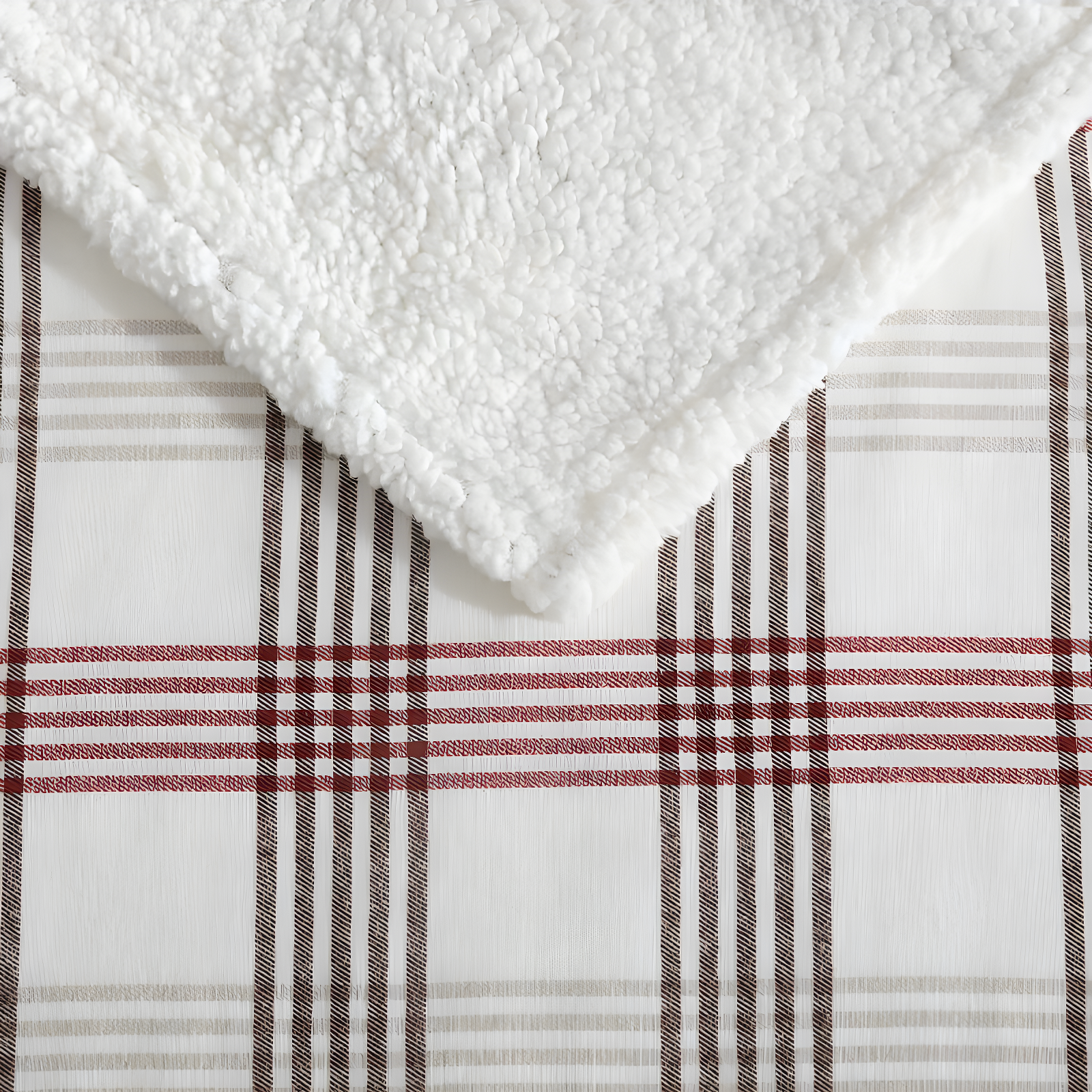 Eddie Bauer Eddie Bauer Printed Flannel/Sherpa Throw Blankets