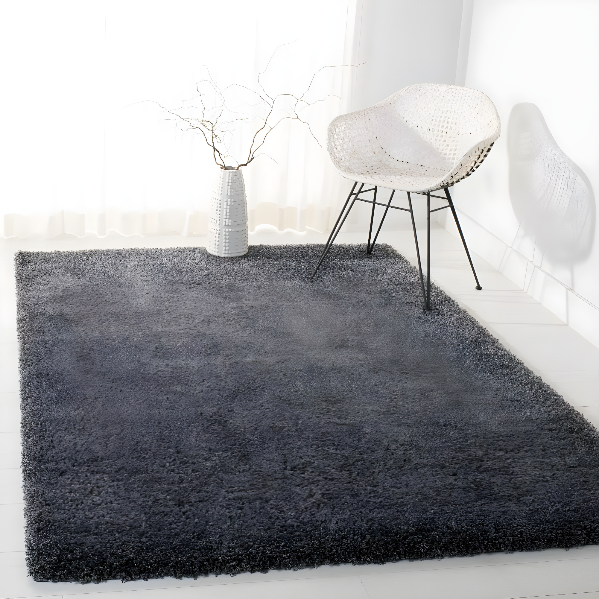 Shag SG151 Power Loomed Indoor Area Rug - Dark Grey - 4'x4' - Safavieh.