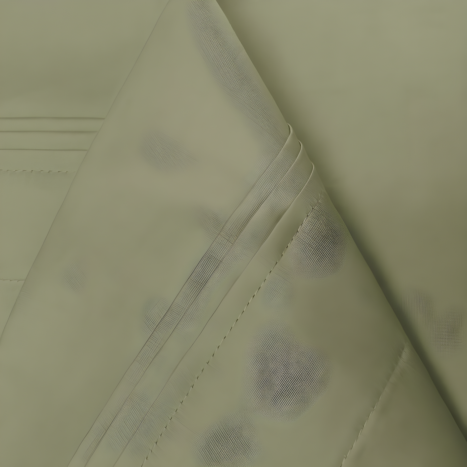 Superior Egyptian Cotton Deep Pocket Solid Luxury 1500 Thread Count Sheet Set