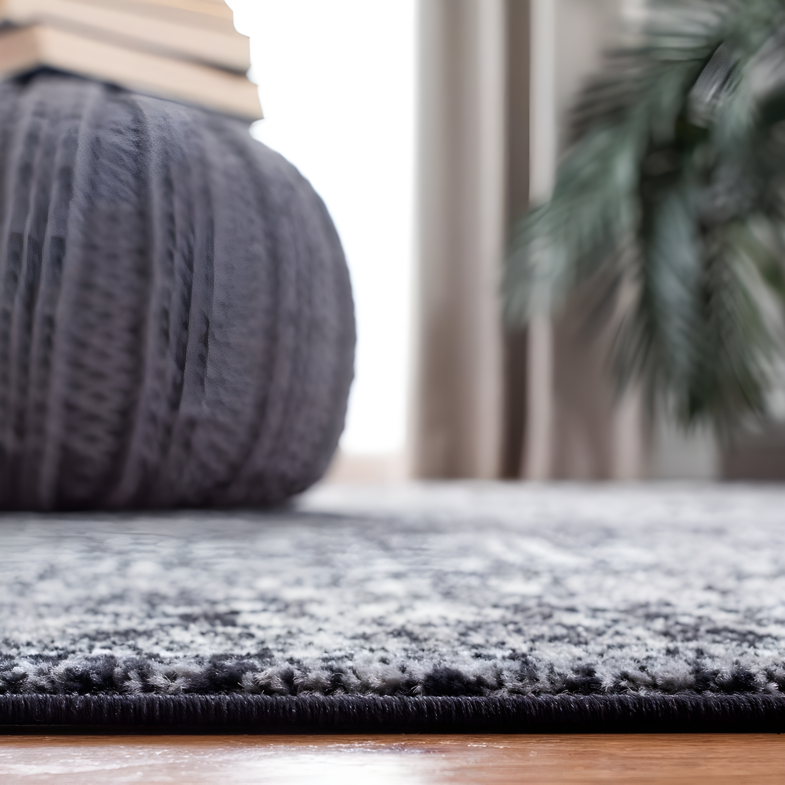 Evoke EVK256 Power Loomed Indoor Runner - Black/Grey - 2'2"x9' - Safavieh