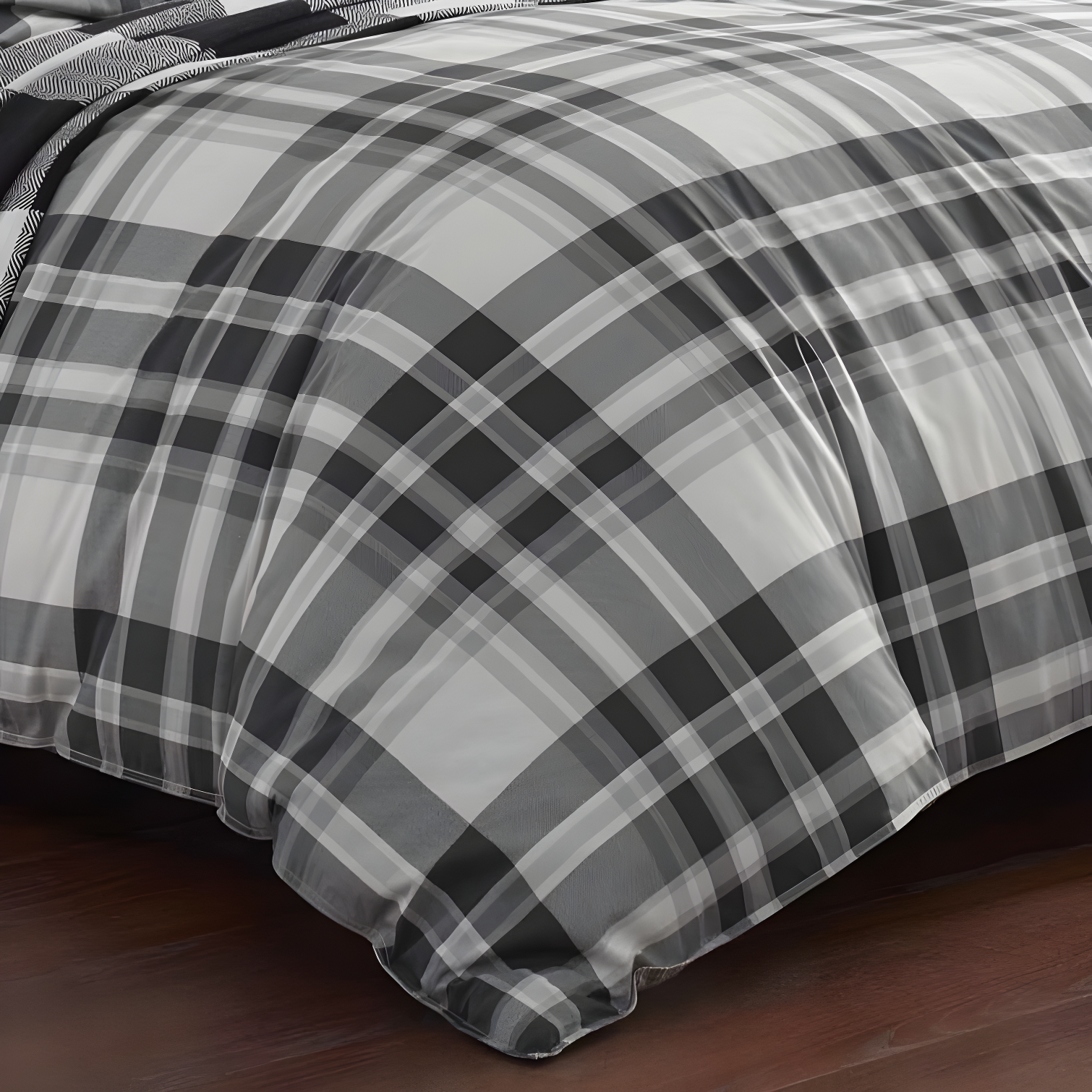 Eddie Bauer Coal Creek Plaid Cotton Comforter Set