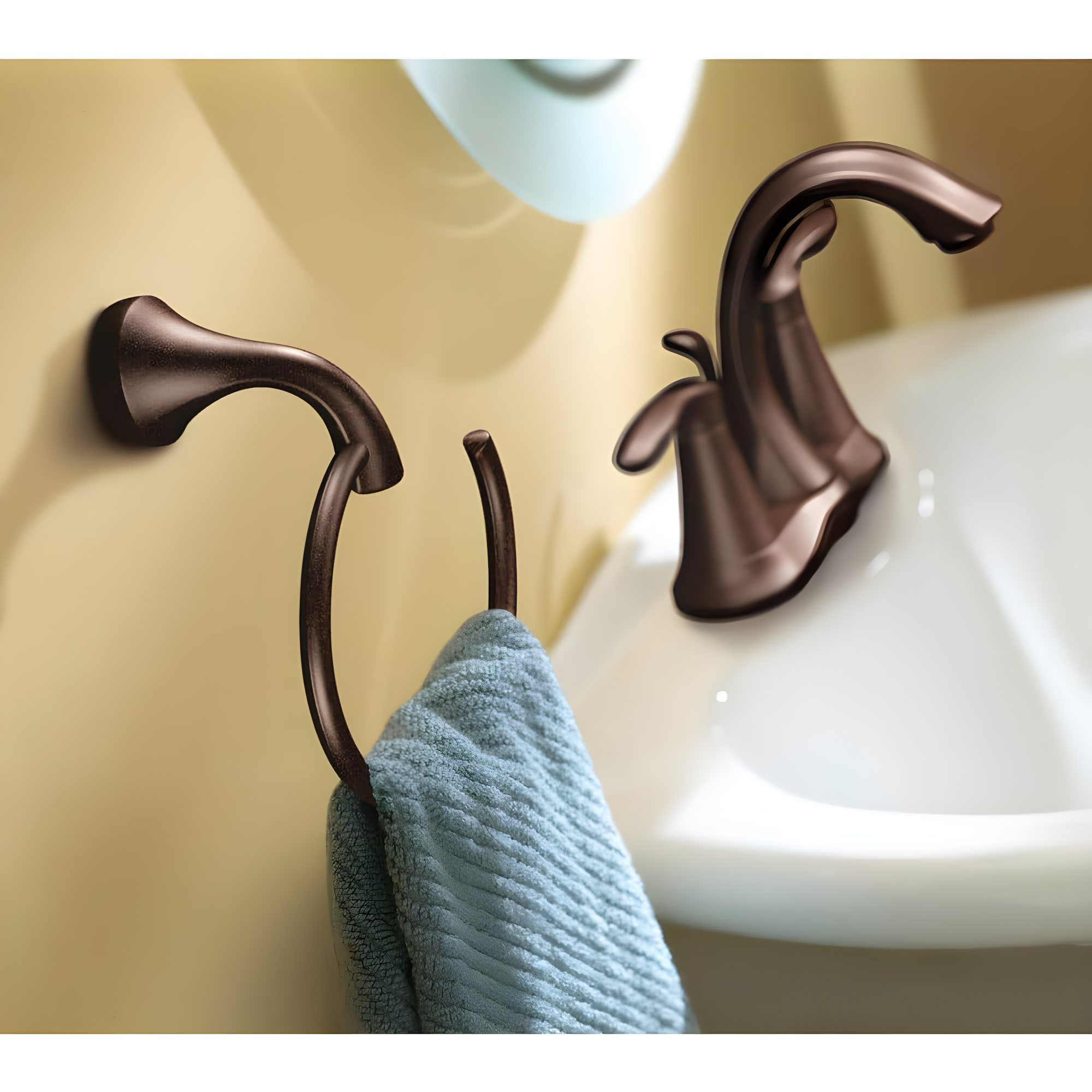 Eva Wall Mounted Towel Ring