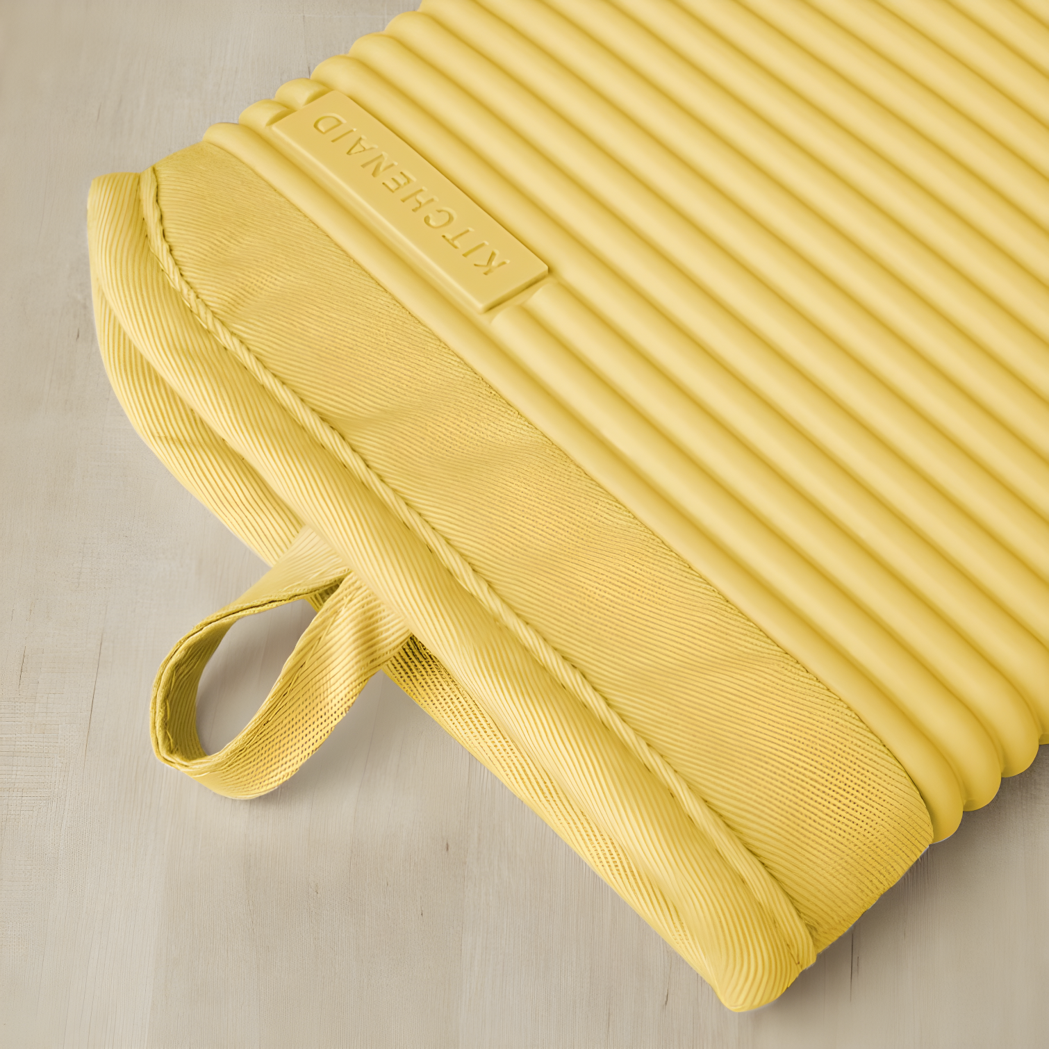 KitchenAid® KitchenAid Ribbed Soft Silicone Oven Mitt (Set of 2)