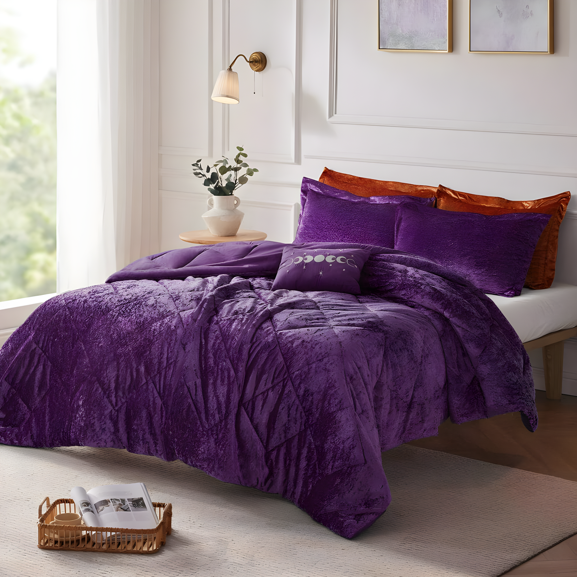 Intelligent Design Felicia Crushed Velvet Comforter Set with Throw Pillow