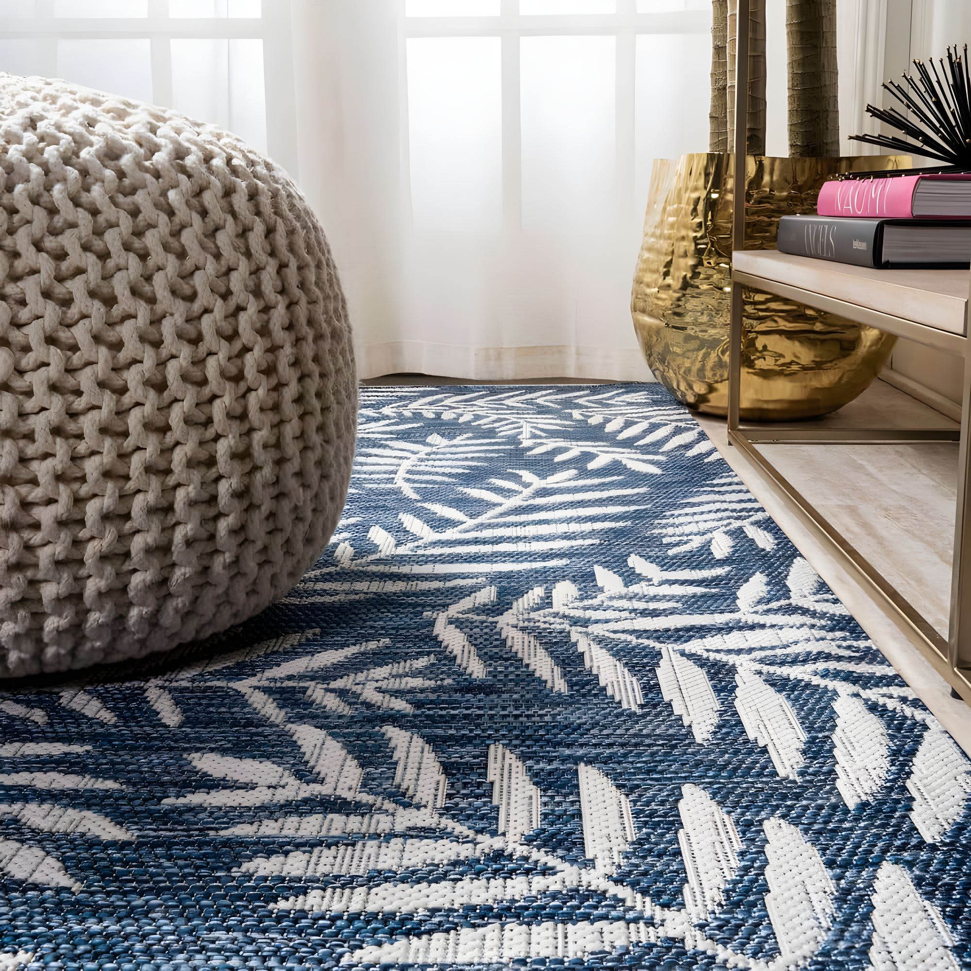 4'x6' Nevis Palm Frond Indoor/Outdoor Area Rug, Navy/Ivory - JONATHAN Y