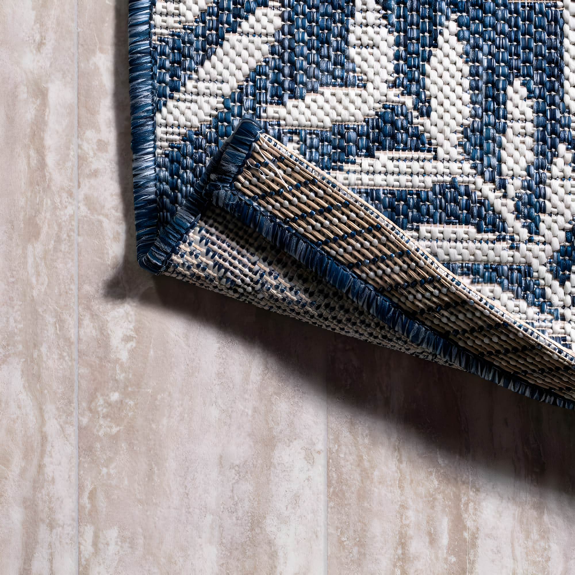4'x6' Nevis Palm Frond Indoor/Outdoor Area Rug, Navy/Ivory - JONATHAN Y