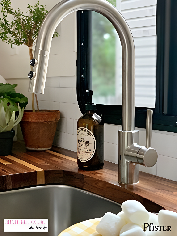 Pfister LG529-ESAS Stellen Pull Down Touchless Single Handle Kitchen Faucet