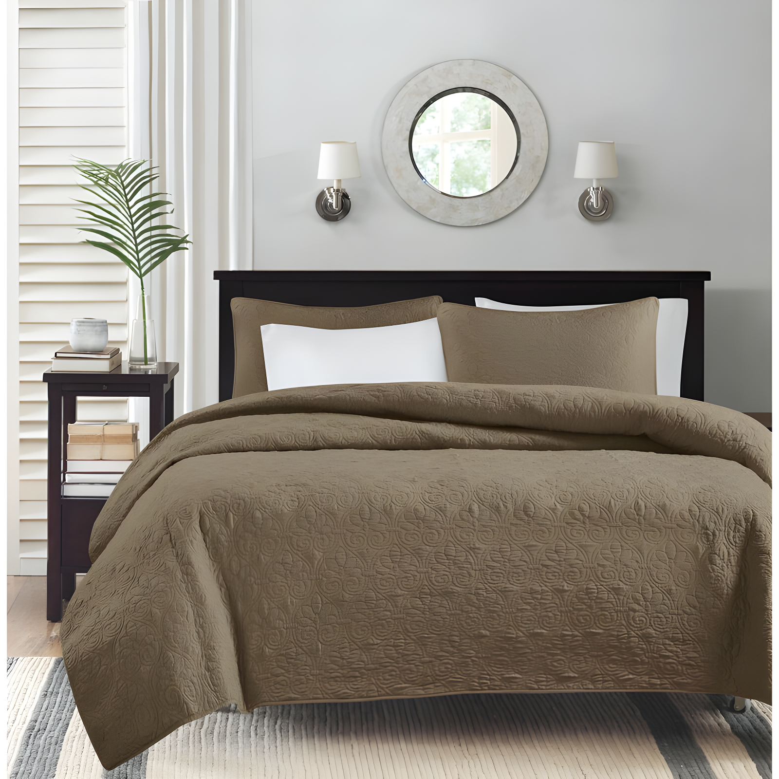 Madison Park Quebec Reversible Quilt Set