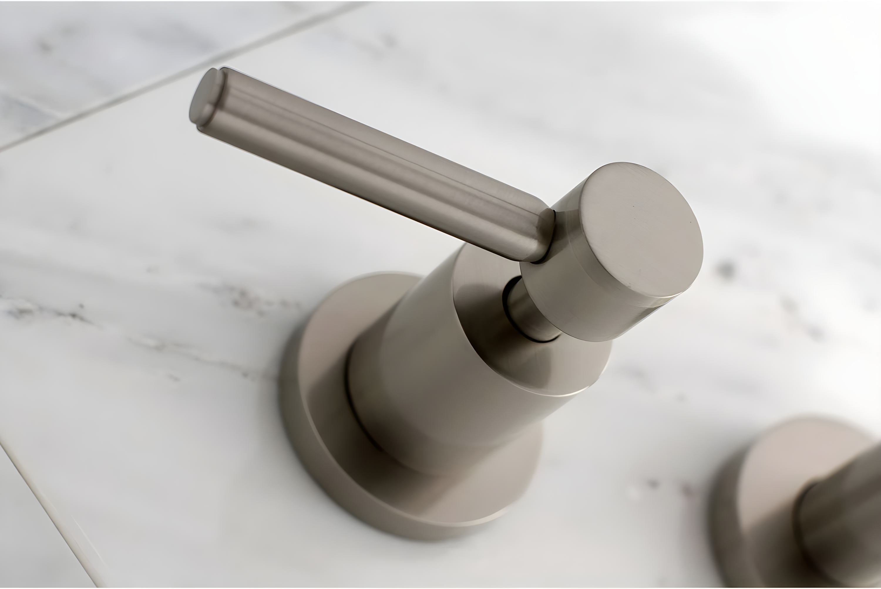 Kingston Brass KS8028DL Kingston Brass Concord Two-Handle 3-Hole Wall Mount Roman Tub Faucet
