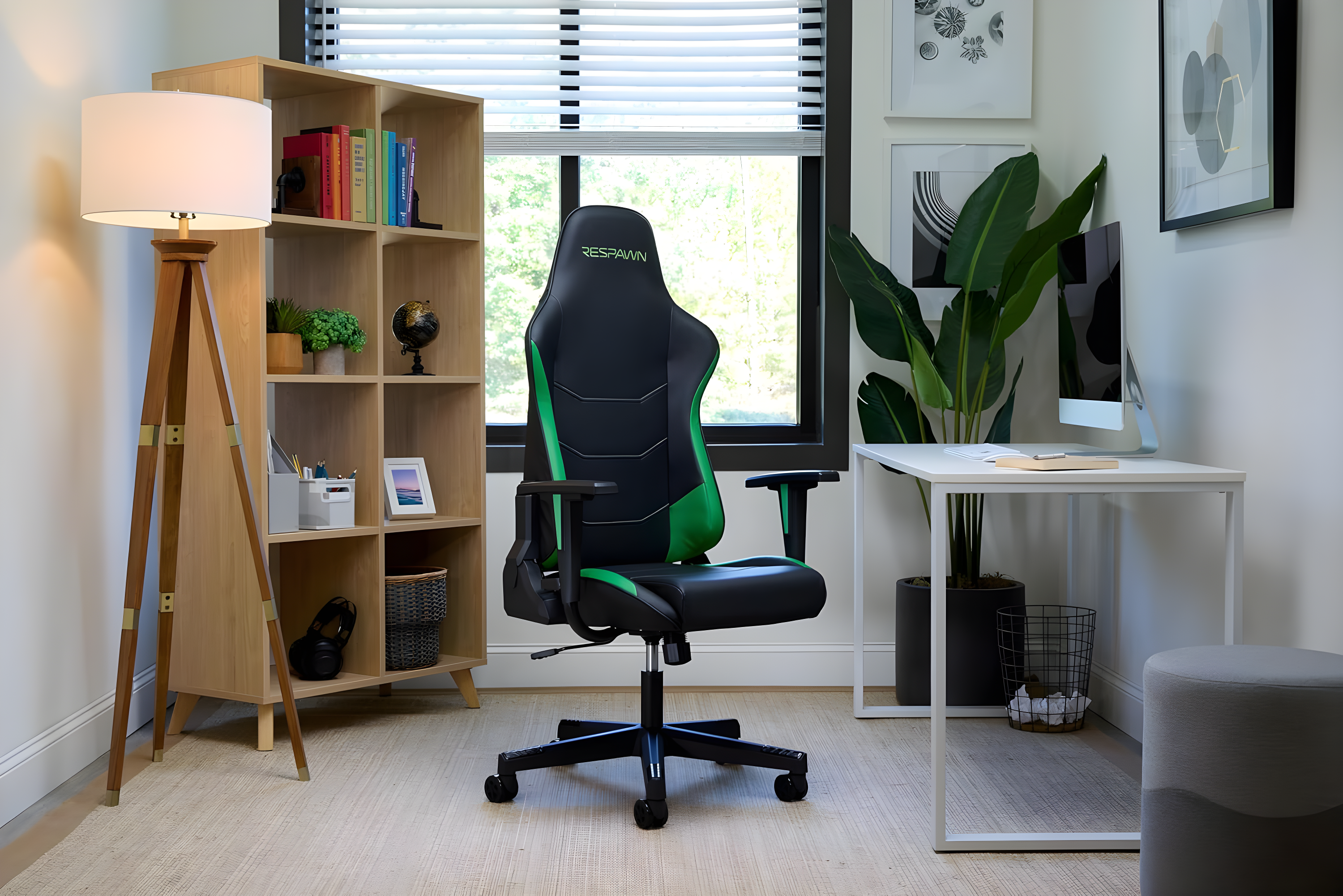 RESPAWN 110 Gaming Chair - Gamer Chair PC Computer Chair, Ergonomic Gaming Chairs, Office Chair with Integrated Headrest, Gaming Chair for Adults 135 Degree Recline with Angle Lock