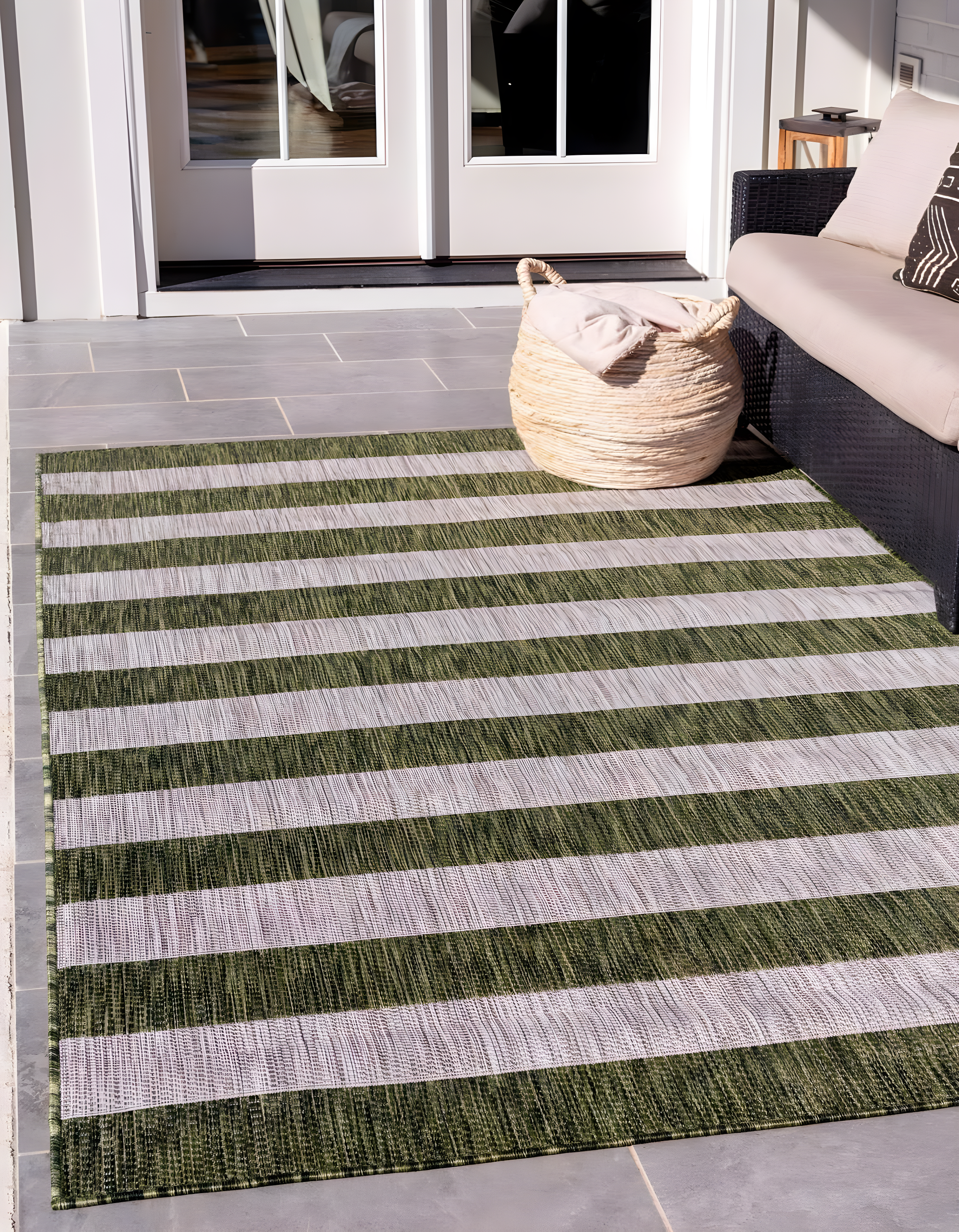 Unique Loom 8' 0 x 11' 4 Rectangle Indoor/Outdoor Striped Green Area Rug
