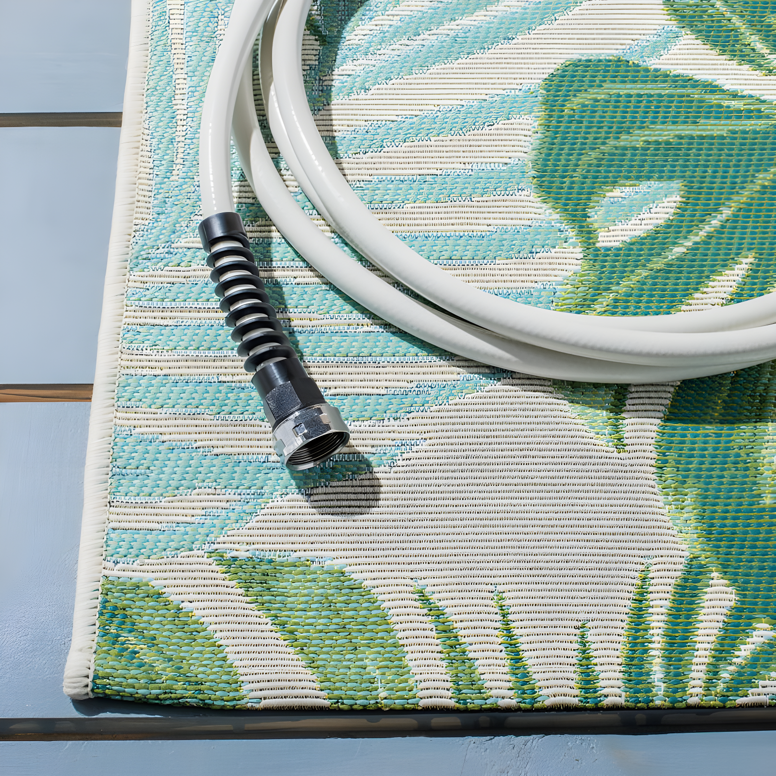 Barbados BAR592 Power Loomed Indoor/Outdoor Area Rug - Green/Teal - 5'3"x7'6" - Safavieh.