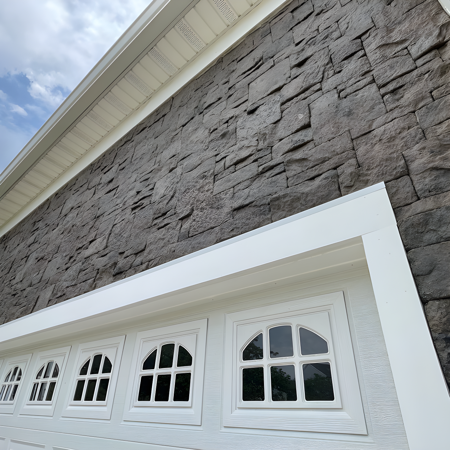 Georgetown Run Flat Faux Stone Non-Rated Wall Paneling Indoor-Outdoor (Random Width + Length, 14.25 sq. ft. per box)