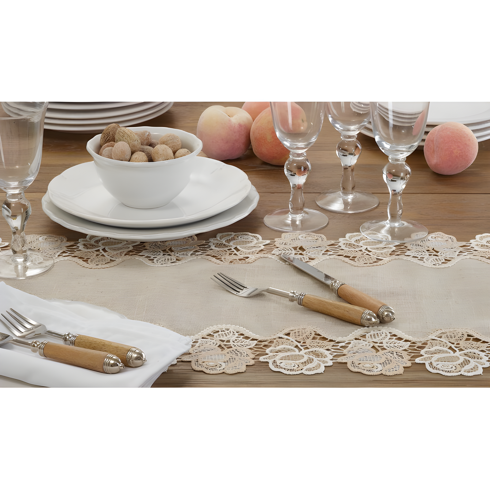 Saro Table Runner & Reviews | Wayfair