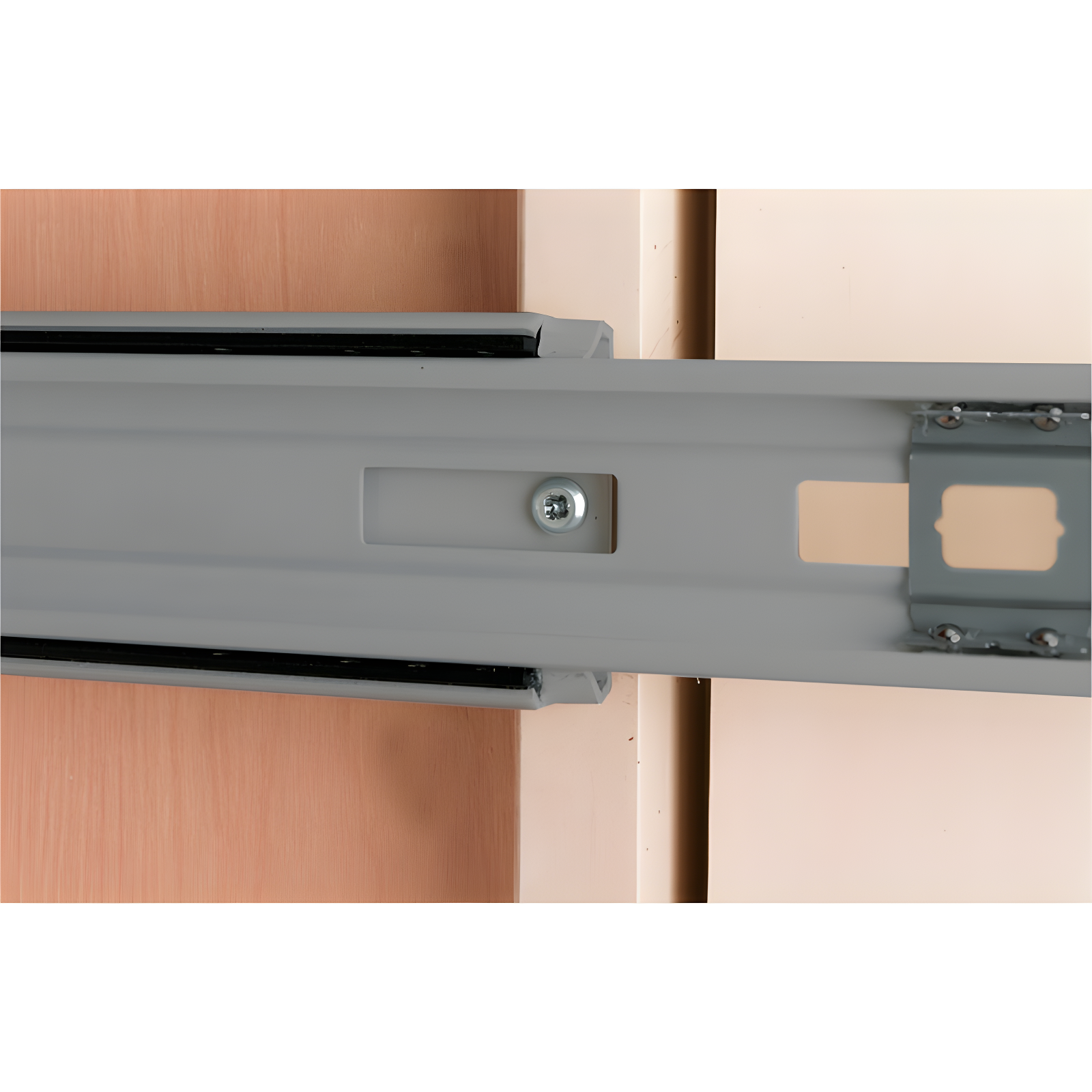 Rev-A-Shelf Rev-A-Shelf Single Pullout Top Mount Trash Can