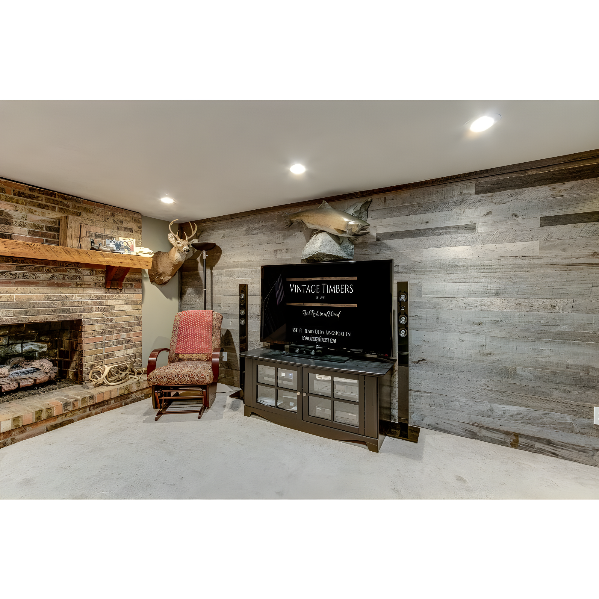 Random Width x Varying Length Barnwood Wall Paneling