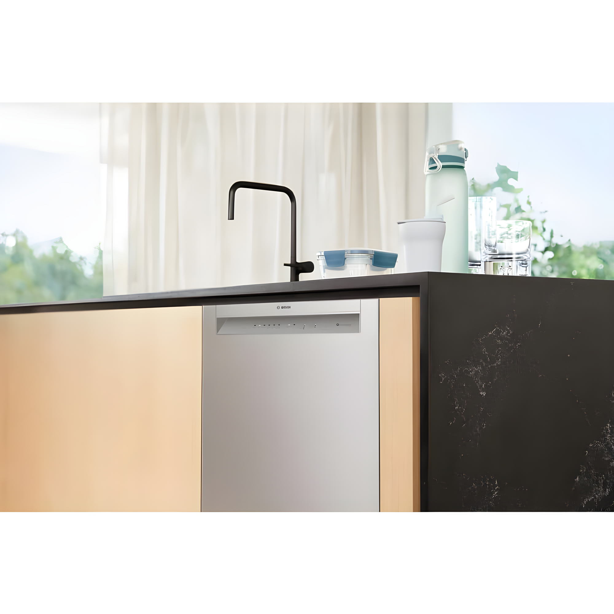 Bosch 800 Series 24" Front Control Built-In Dishwasher with Hybrid Tub SHE3AEM5N