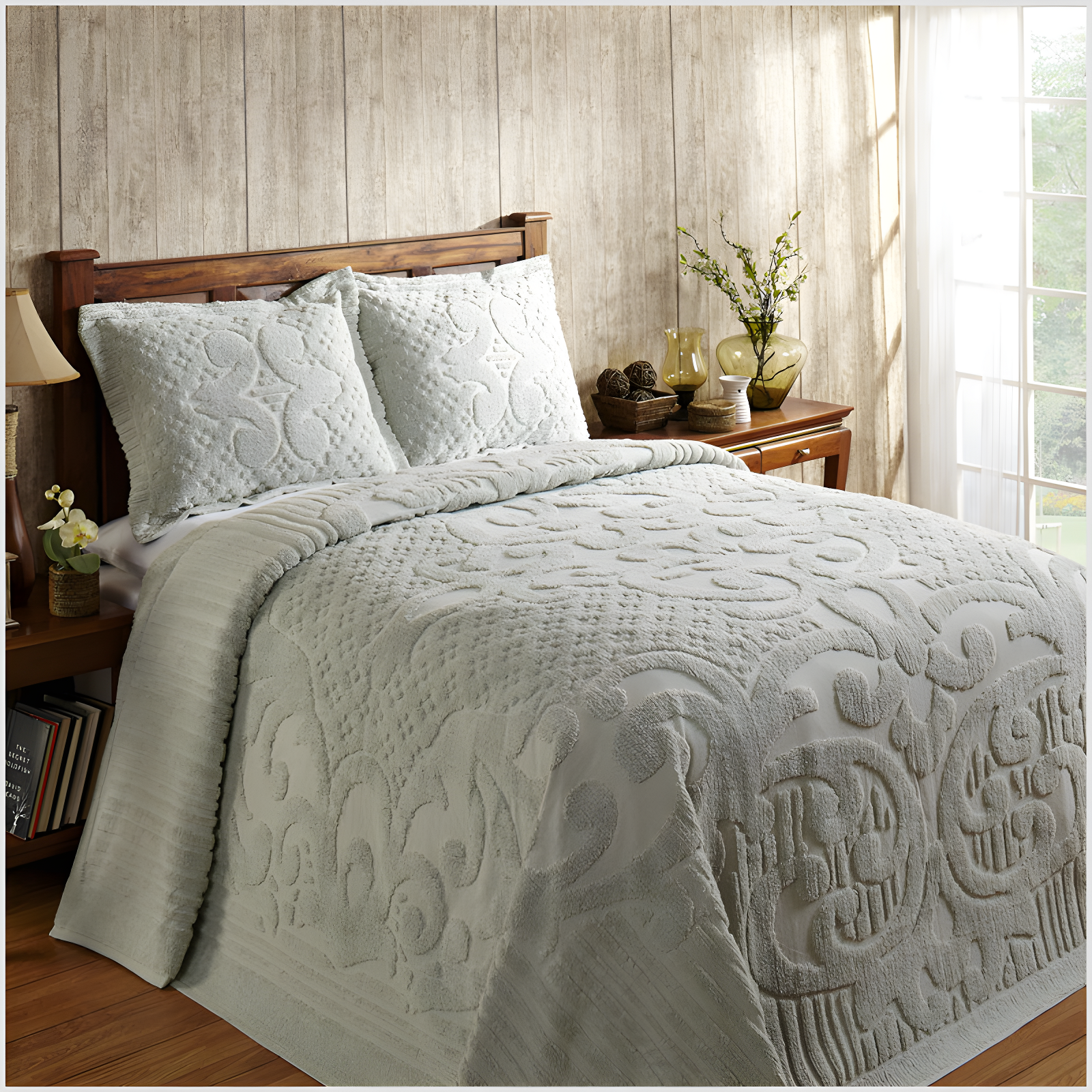 Ashton 100% Cotton Traditional Tufted Medallion Pattern Coverlet/Bedspread