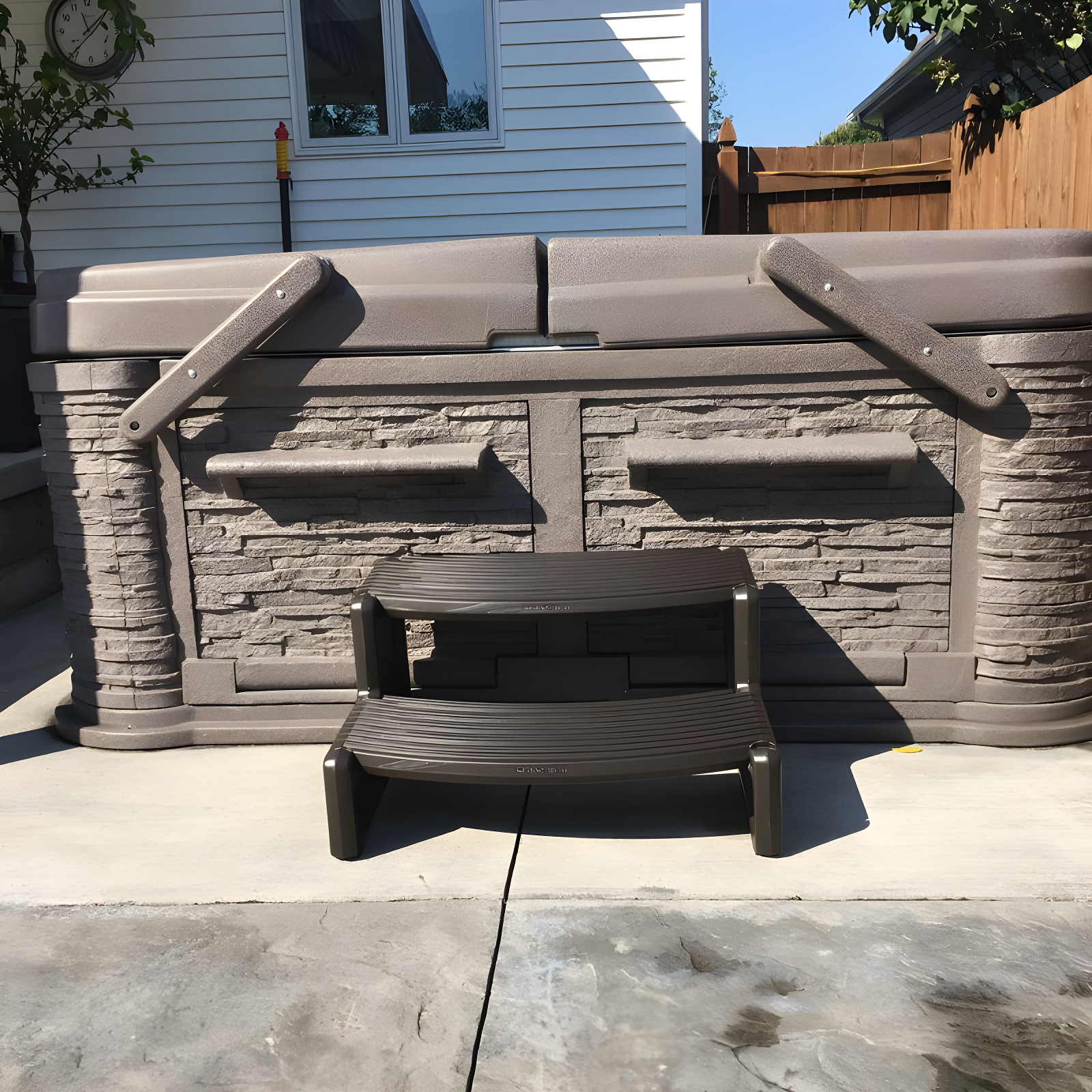 Confer Plastics Handi-Step Spa Hot Tub Stairs for Straight & Curved Spas