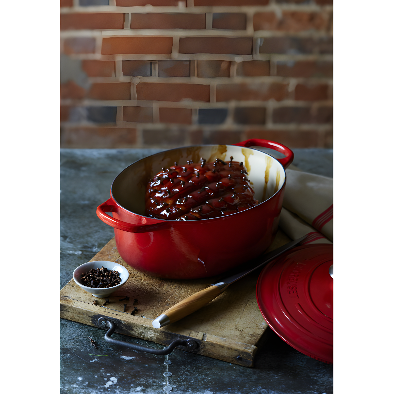 Le Creuset Enameled Cast Iron Oval Dutch Oven with Lid