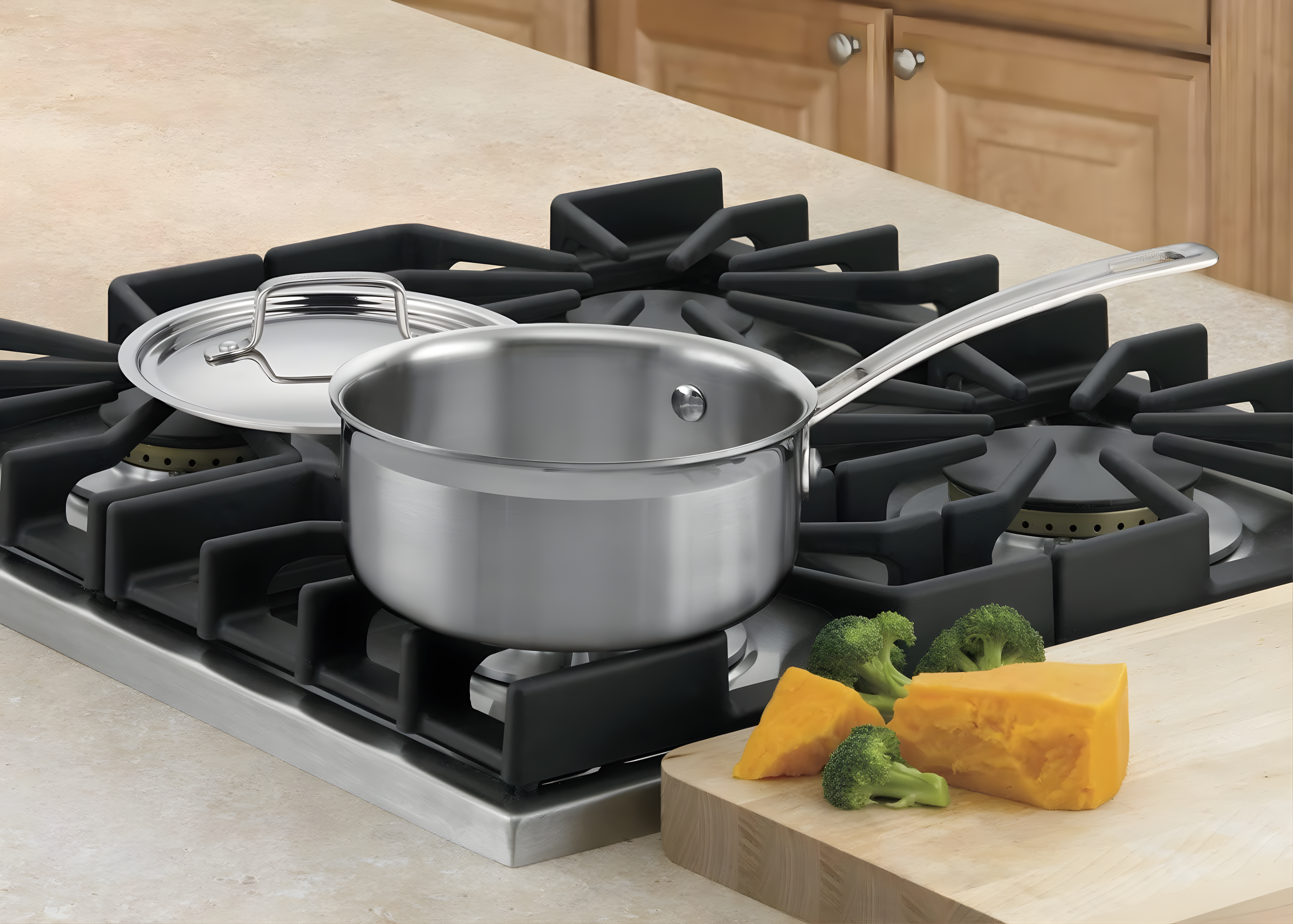 Cuisinart Multiclad Pro Triple Ply Saucepan with Cover