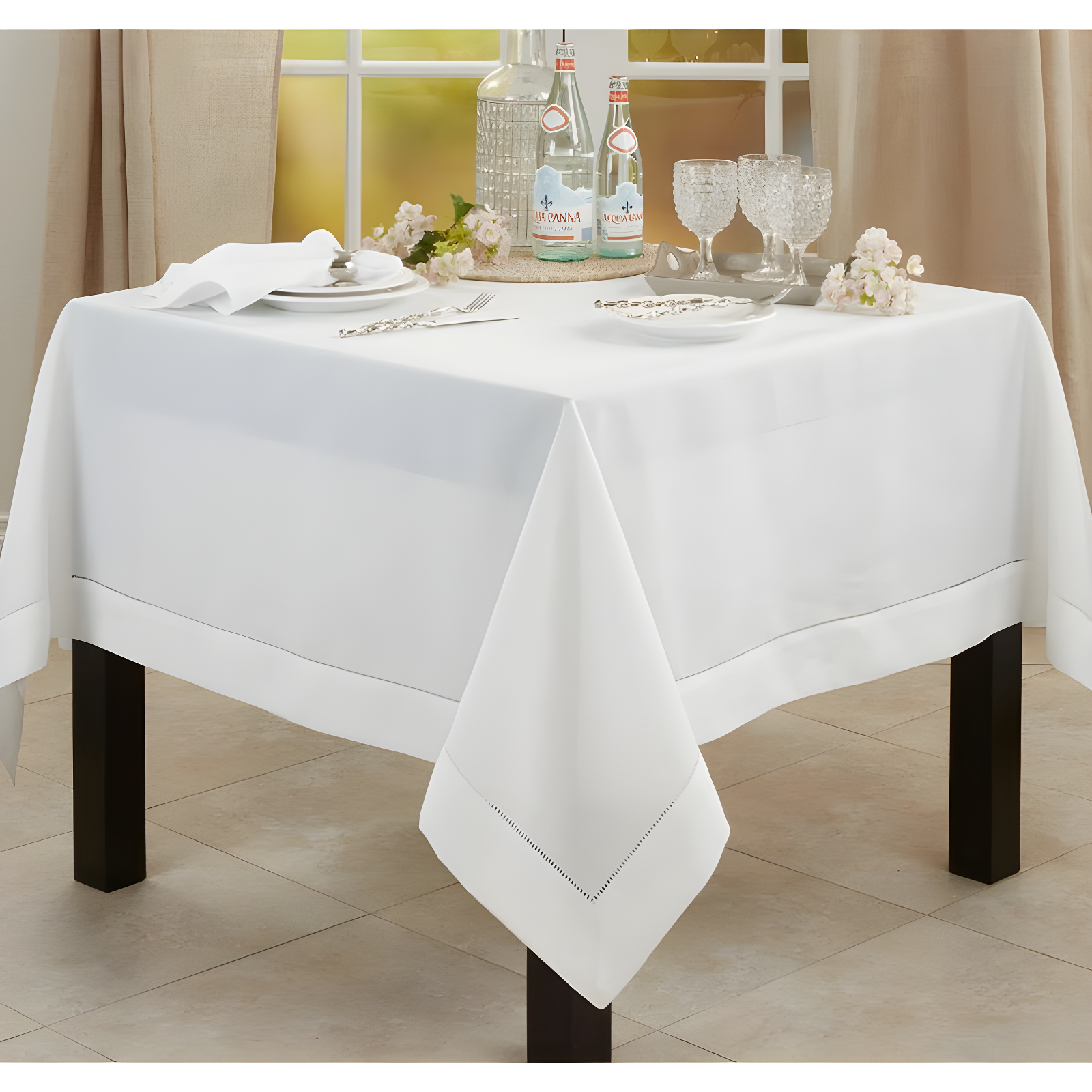 Saro Lifestyle Tablecloth With Hemstitch Border Design, 90"x90", White