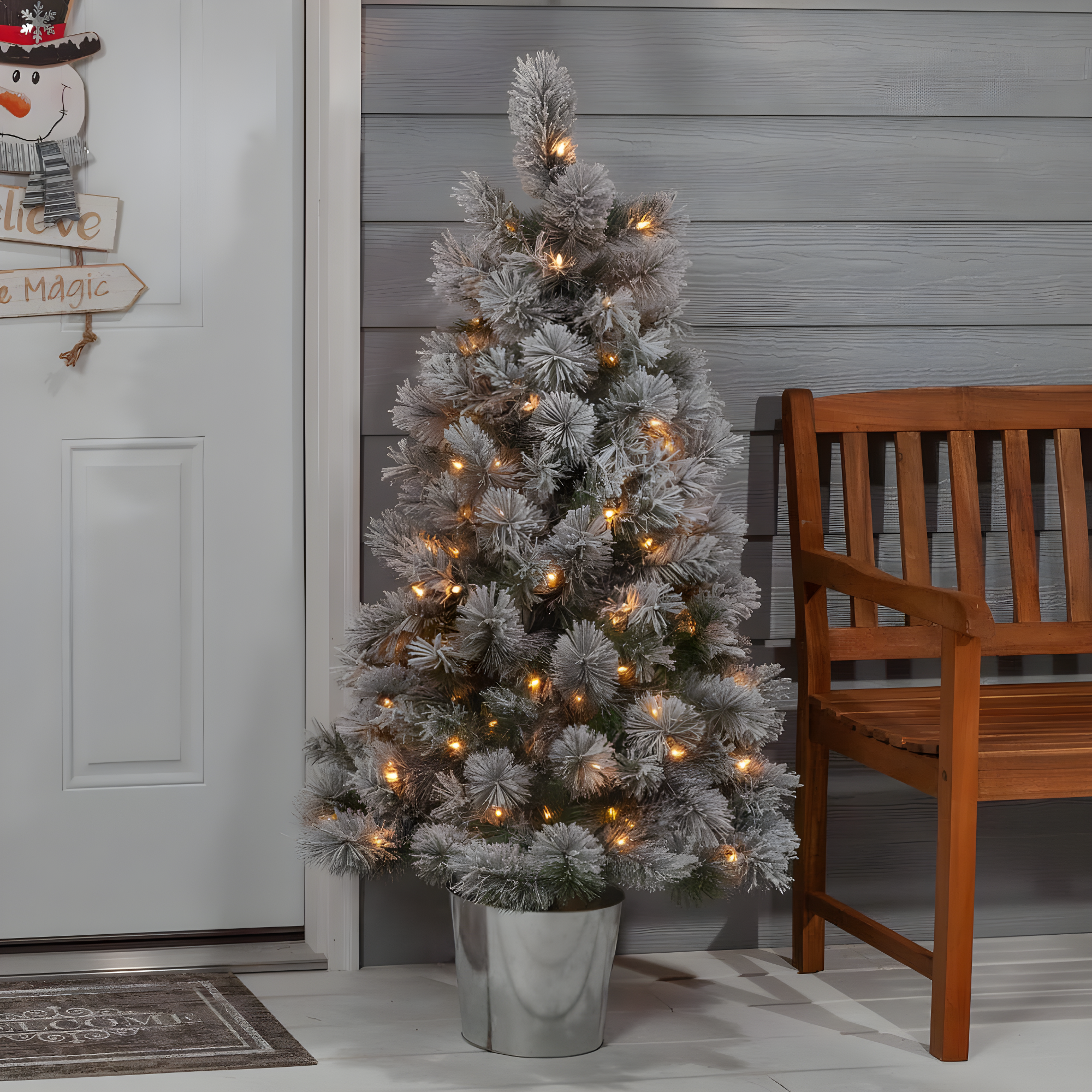 Gerson 4.5 ft. Pre Lit Clear UL Potted Flocked Hard Needle Boise Pine