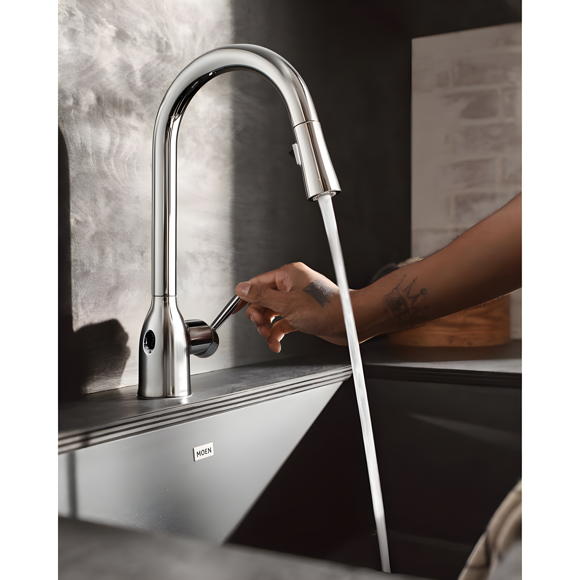Moen Adler MotionSense Wave Single Handle Pulldown Kitchen Faucet with Power Clean Technology