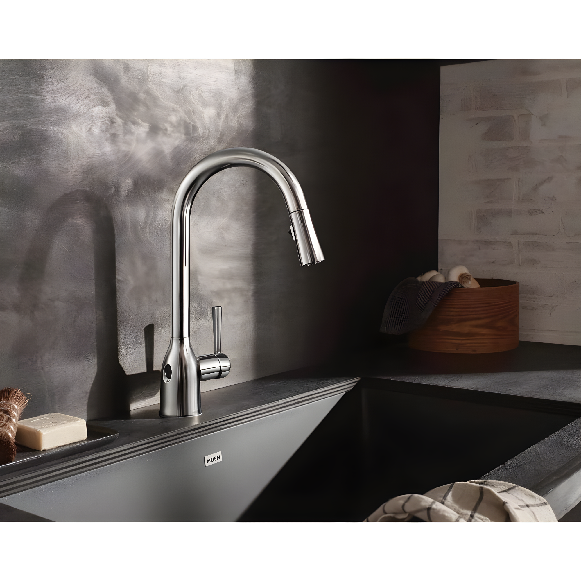 Moen Adler MotionSense Wave Single Handle Pulldown Kitchen Faucet with Power Clean Technology