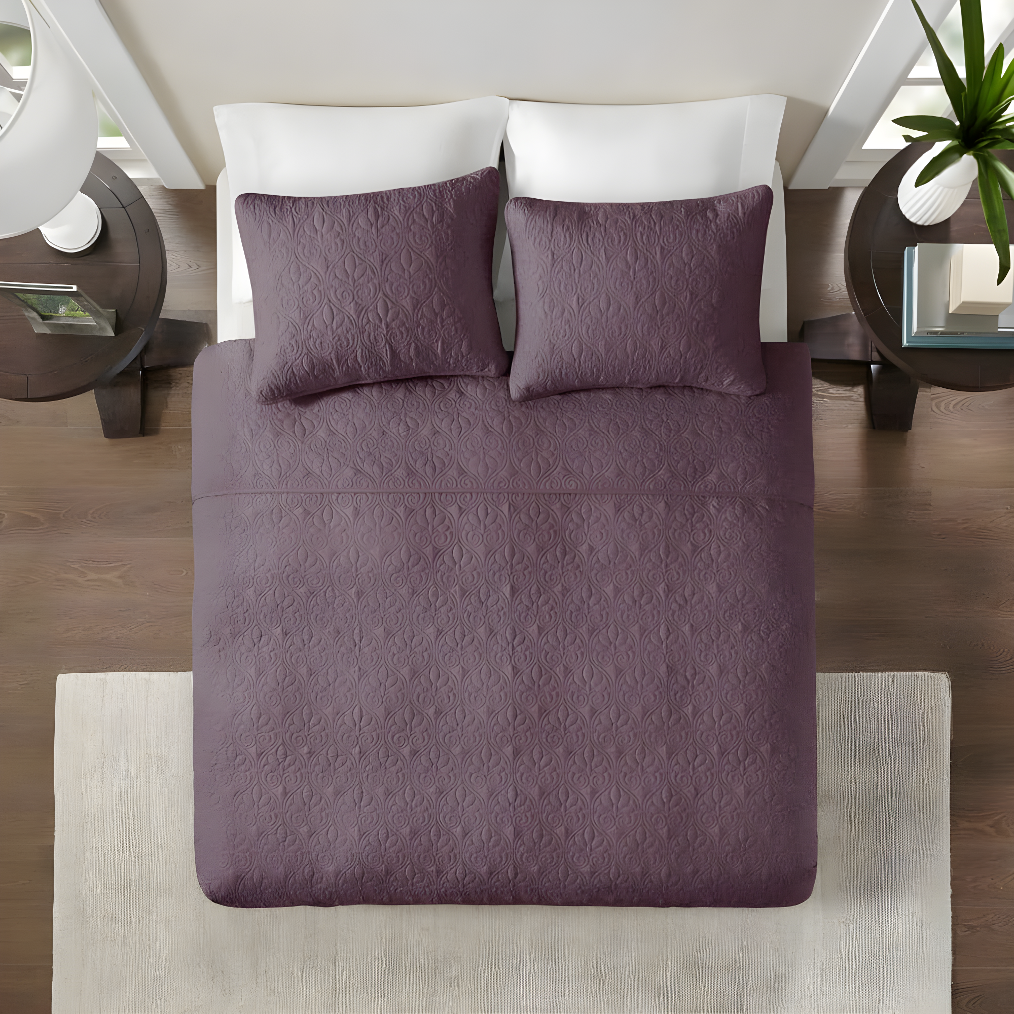 Quebec Reversible Quilt Set