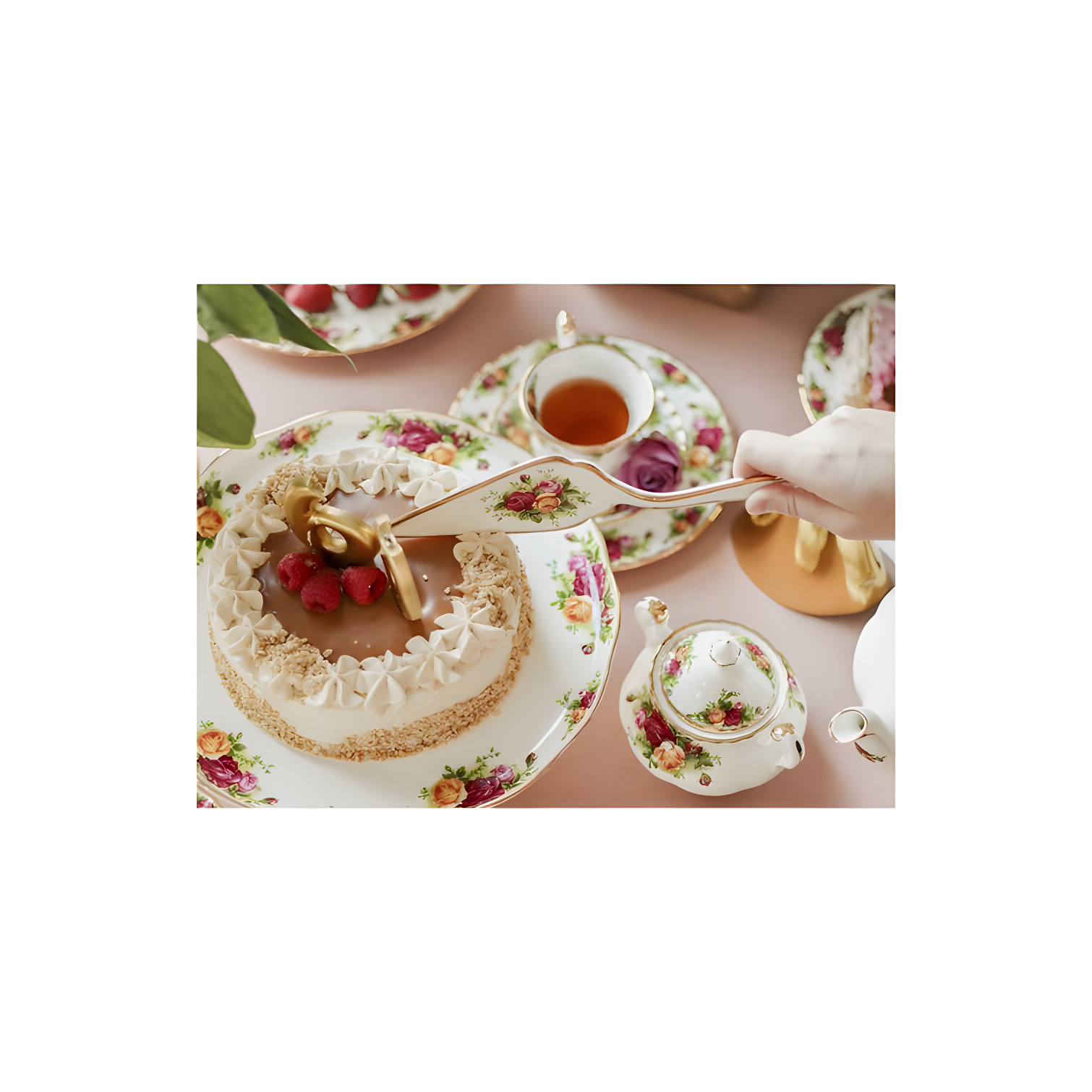 Royal Albert Old Country Roses Teacup & Saucer