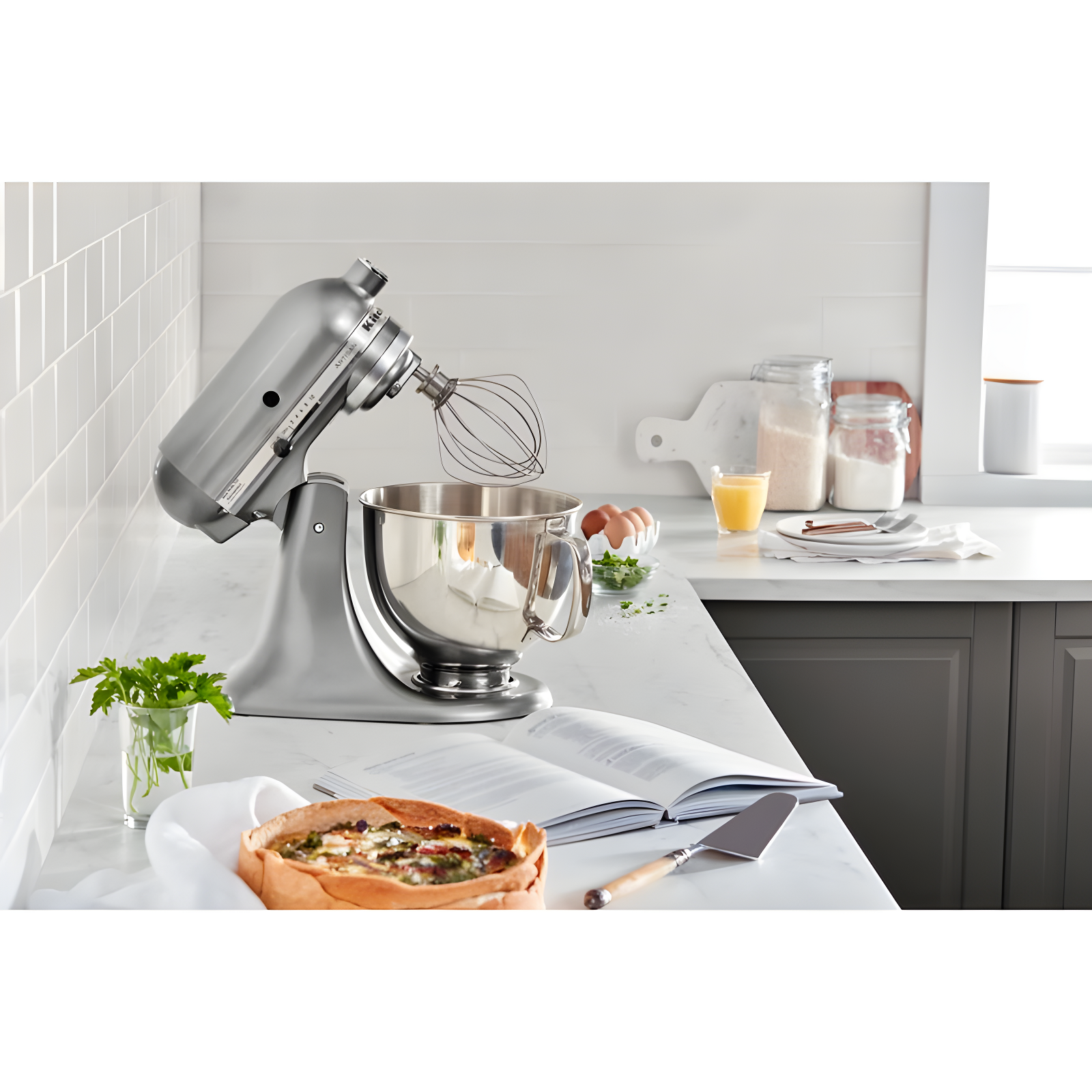KitchenAid ® Artisan ® Series Contour Silver 5-Quart Tilt-Head Stand Mixer