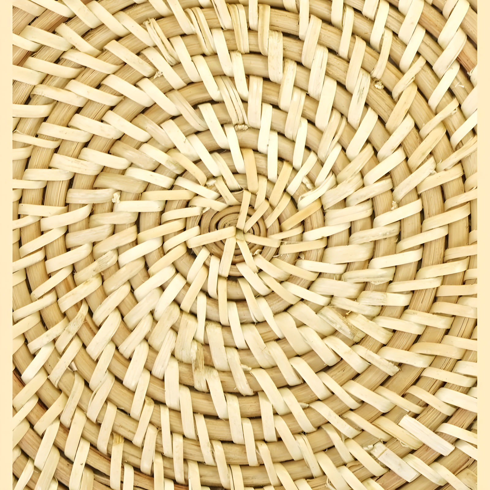 Vintiquewise Set of 4 Decorative Round 5.25'' Natural Woven Handmade Rattan Placemats