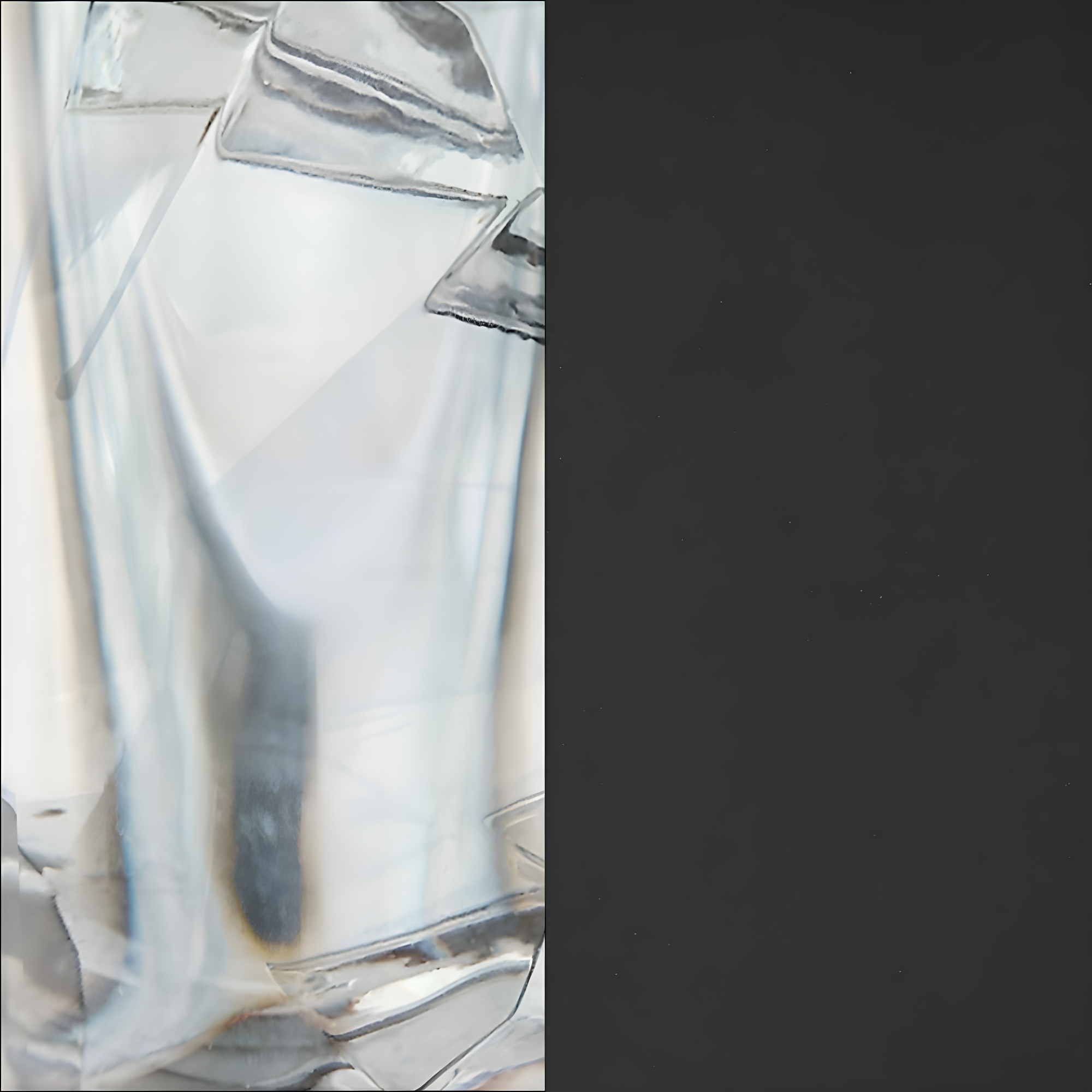 Glacio 1 3/8" Length Square Knob