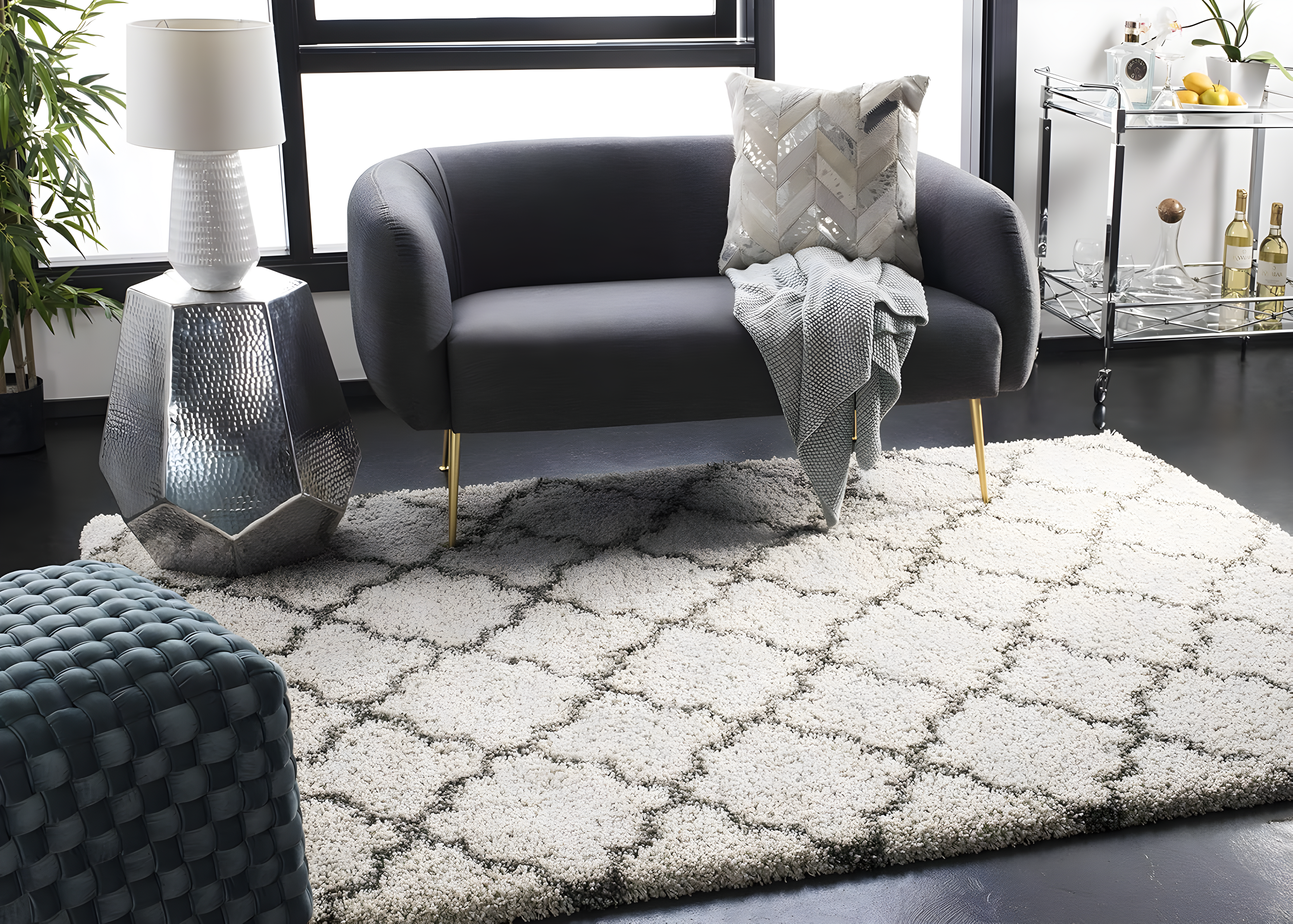Hudson Shag SGH282 Power Loomed Indoor Area Rug - Ivory/Grey - 8'x10' - Safavieh