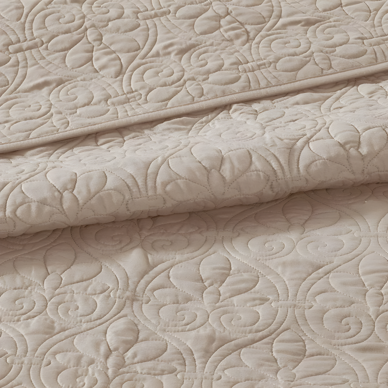 Quebec Reversible Bedspread Set
