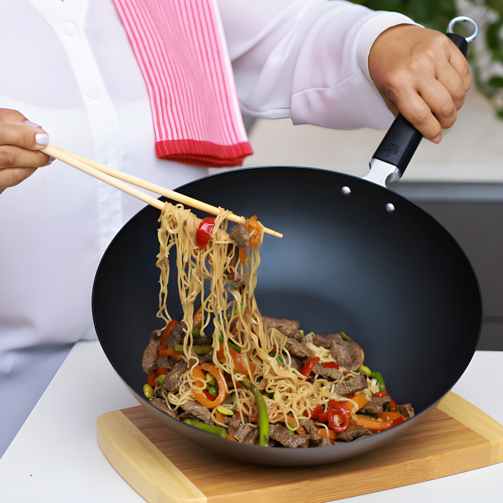 JOYCE CHEN JOYCE CHEN Enameled Cast Iron Non-Stick 12'' Frying Pan