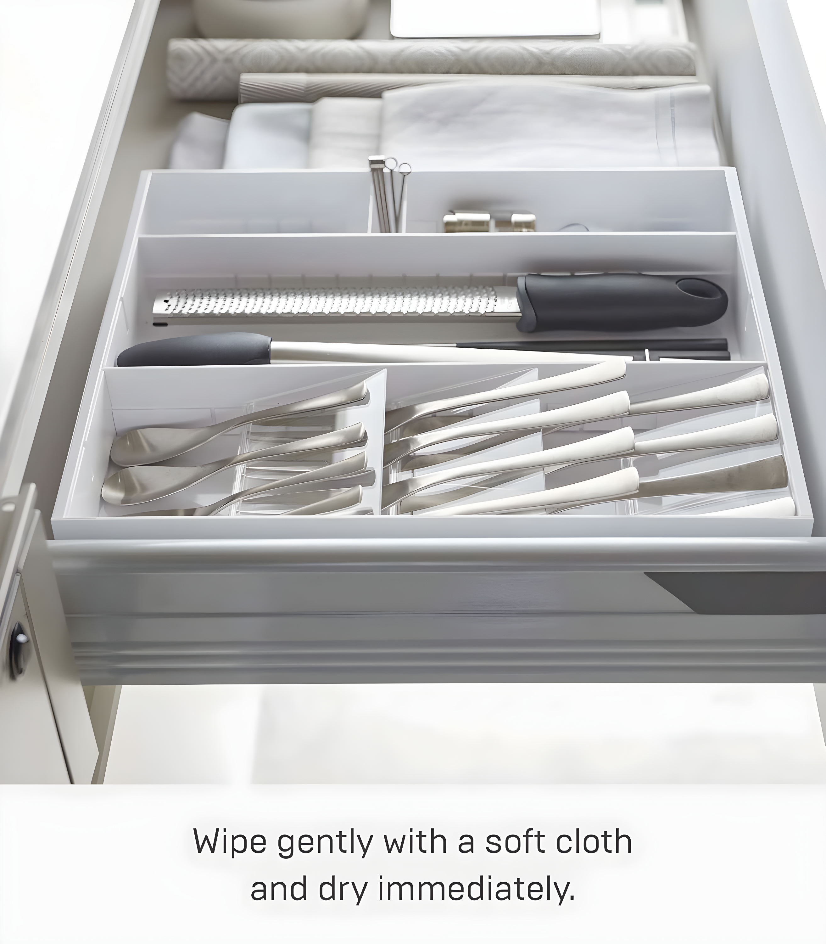Yamazaki Home Expandable Cutlery Kitchen Utensils Storage Multi-Compartment Silverware Organizer