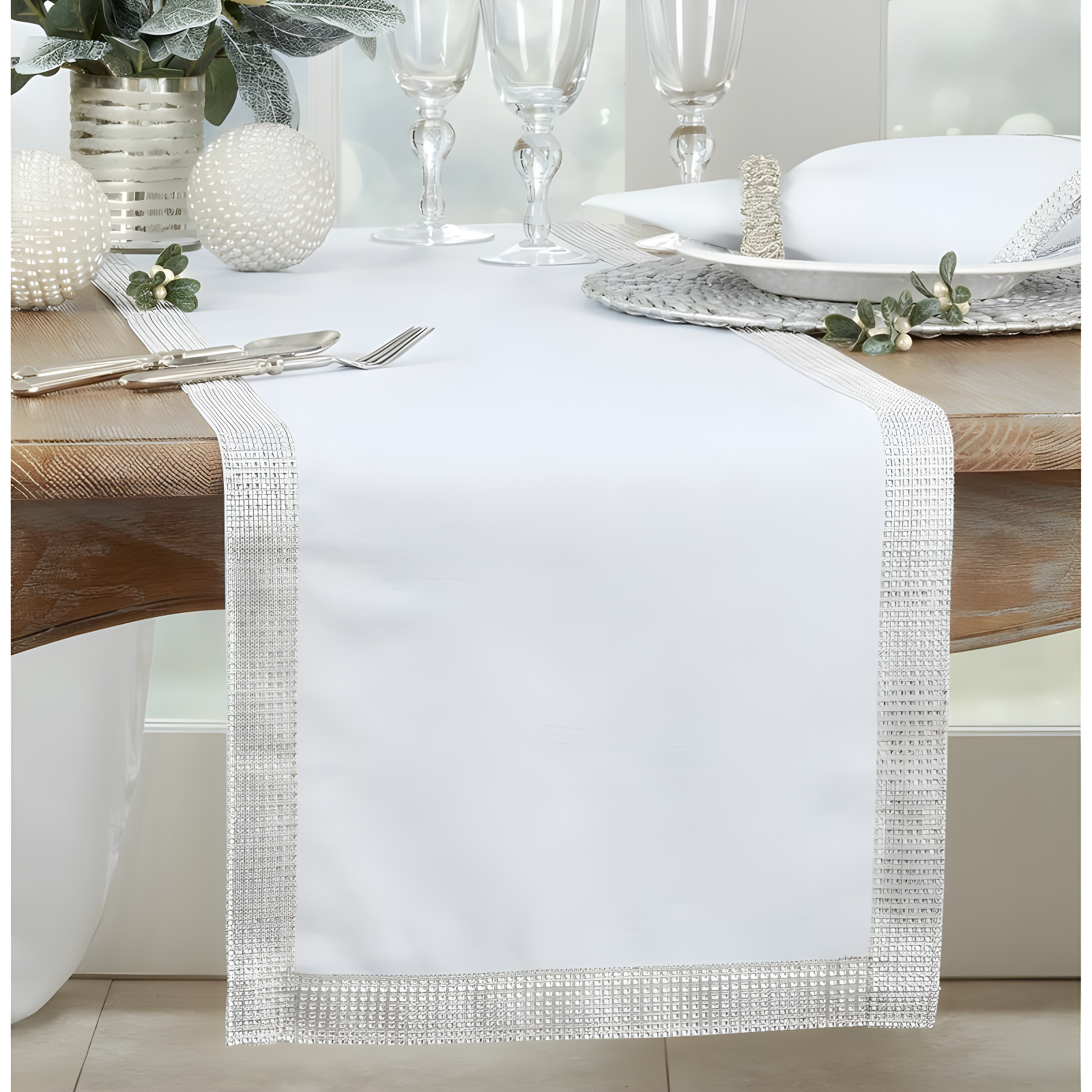 Saro Lily Table Runner