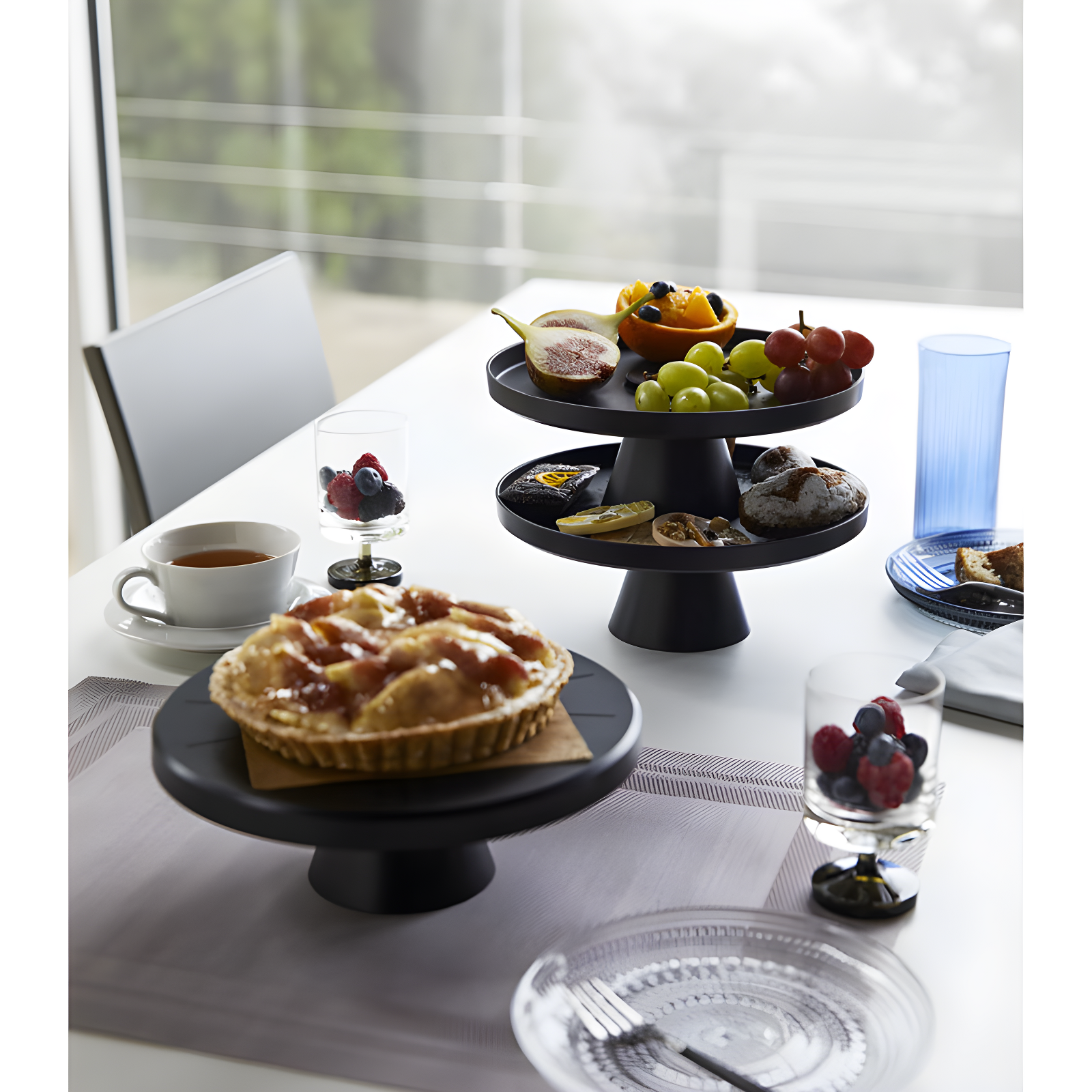 Yamazaki Home Yamazaki Home Plastic 9" Round, Stackable Cake And Dessert Stand, Plastic, Stackable