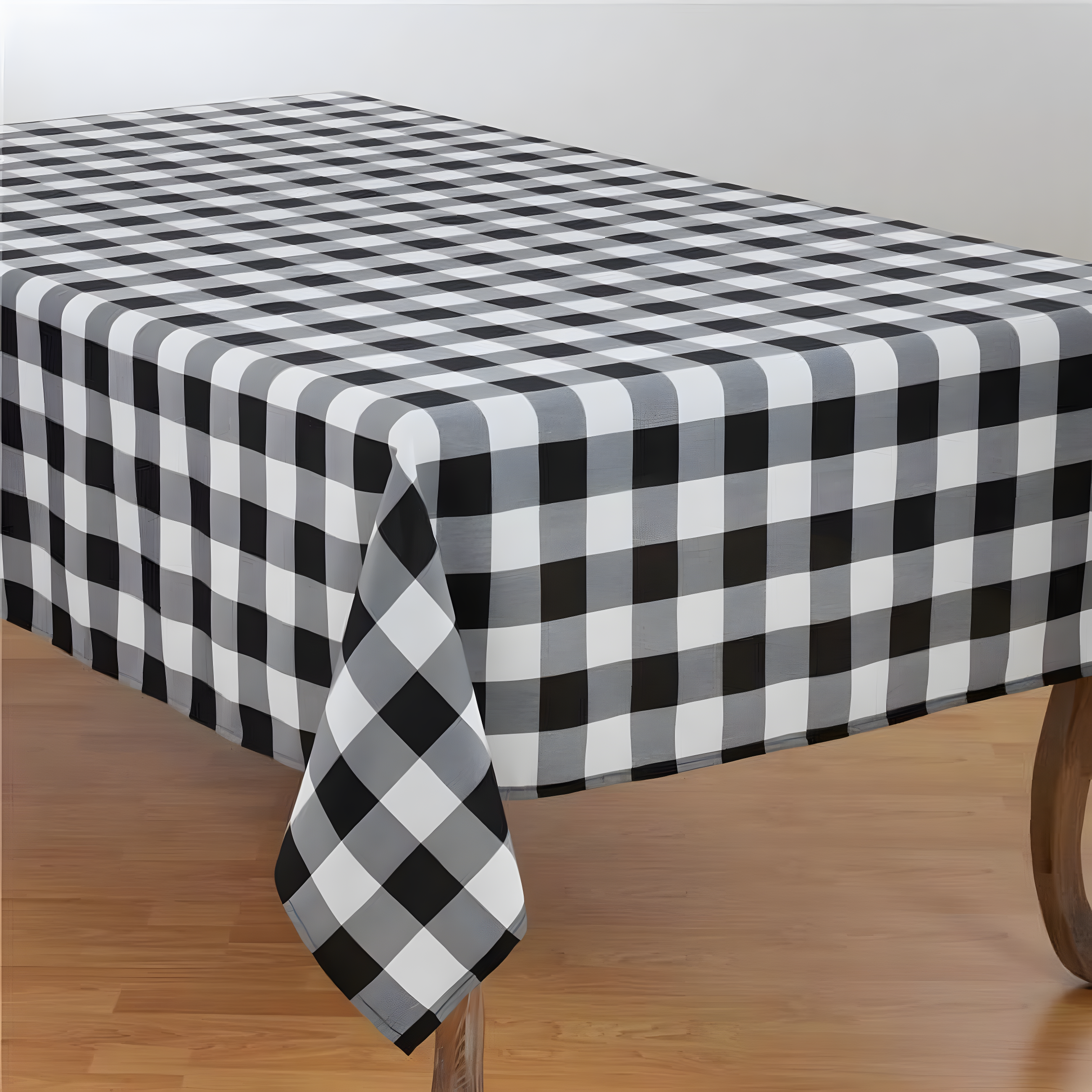 Saro Lifestyle Buffalo Plaid Cotton Blend Tablecloth, Black, 70" x 90"
