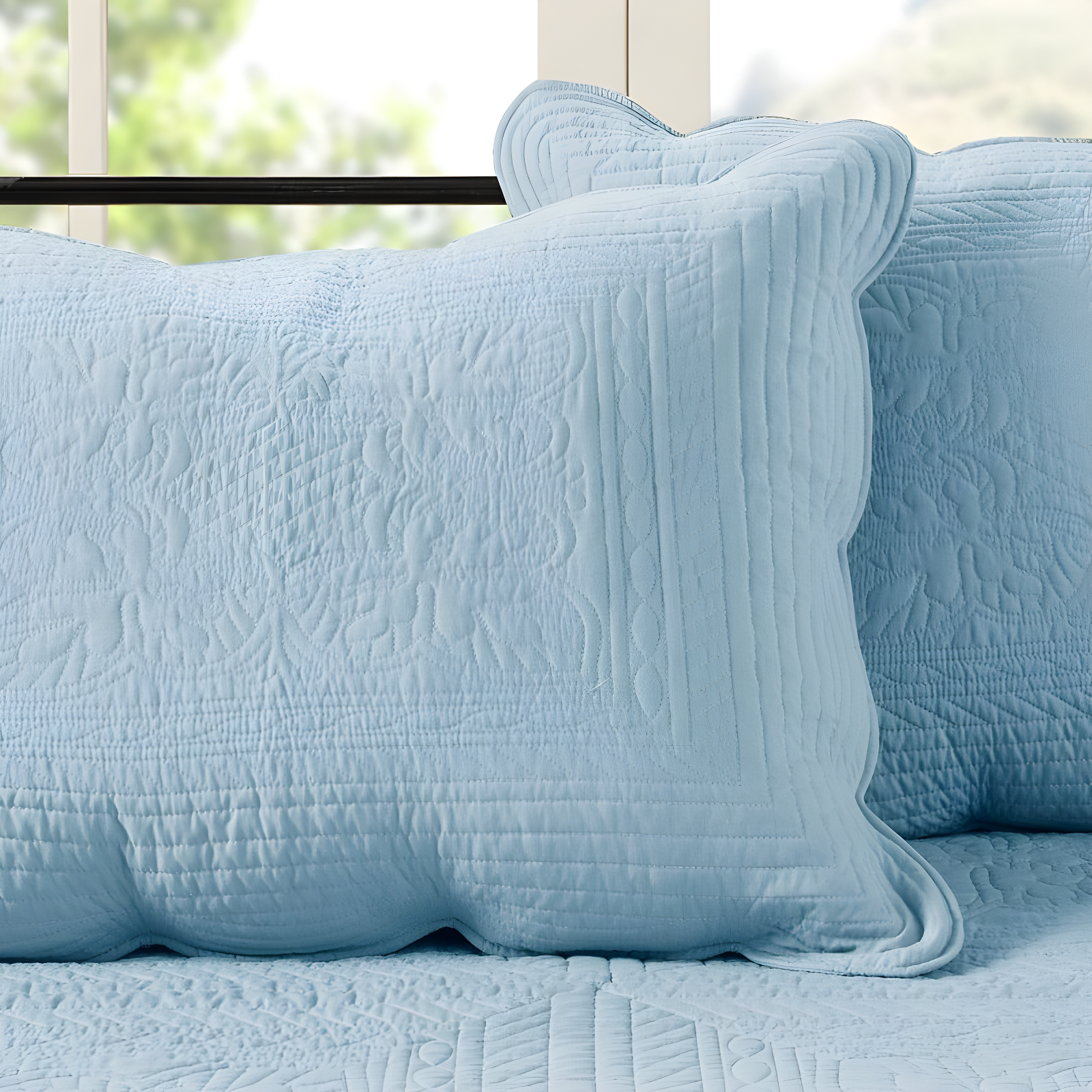 Madison Park Tuscany 6 Piece Reversible Scalloped Edge Daybed Cover Set