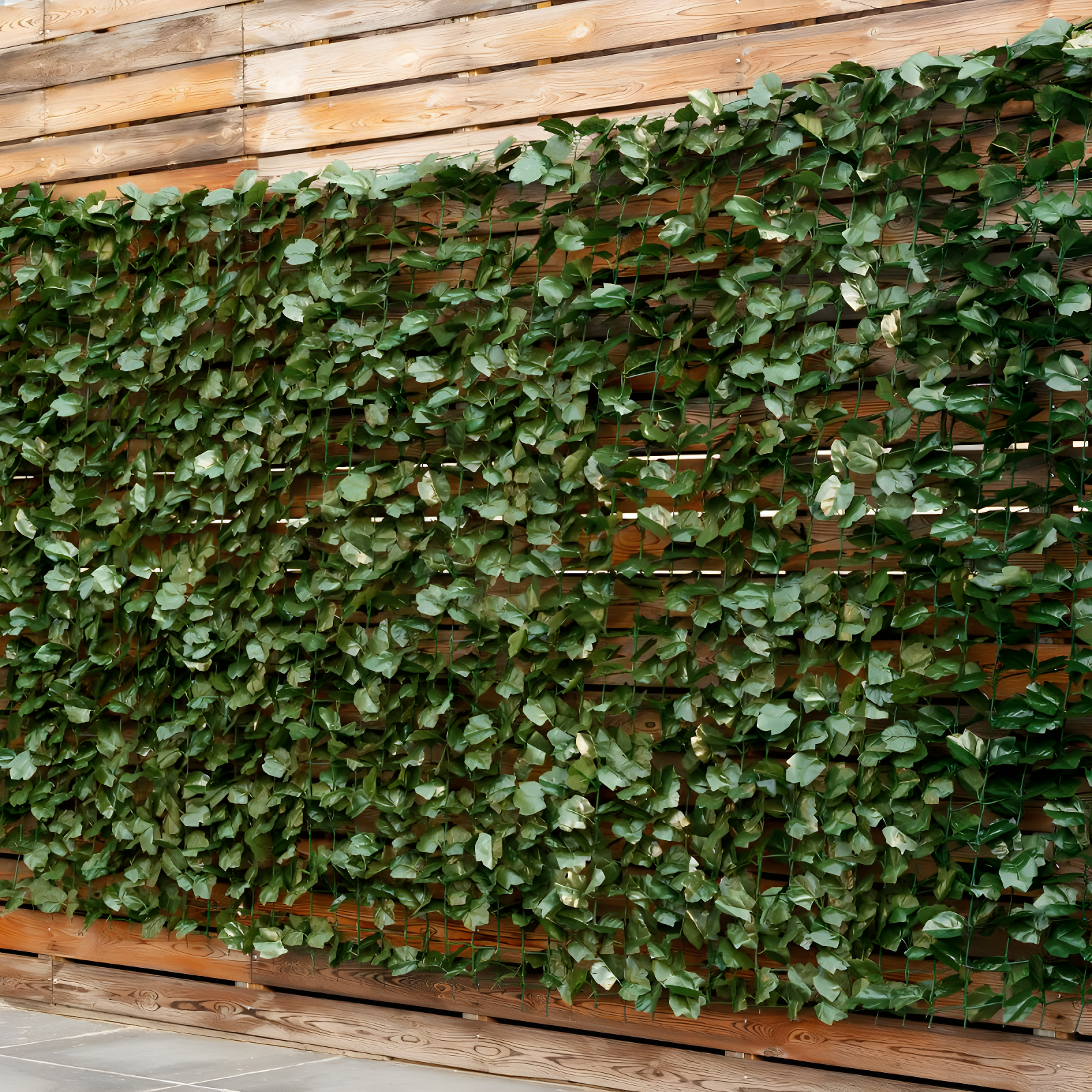 Costway 40''x95'' Faux Ivy Leaf Decorative Privacy Fence Screen Artificial Hedge Fencing