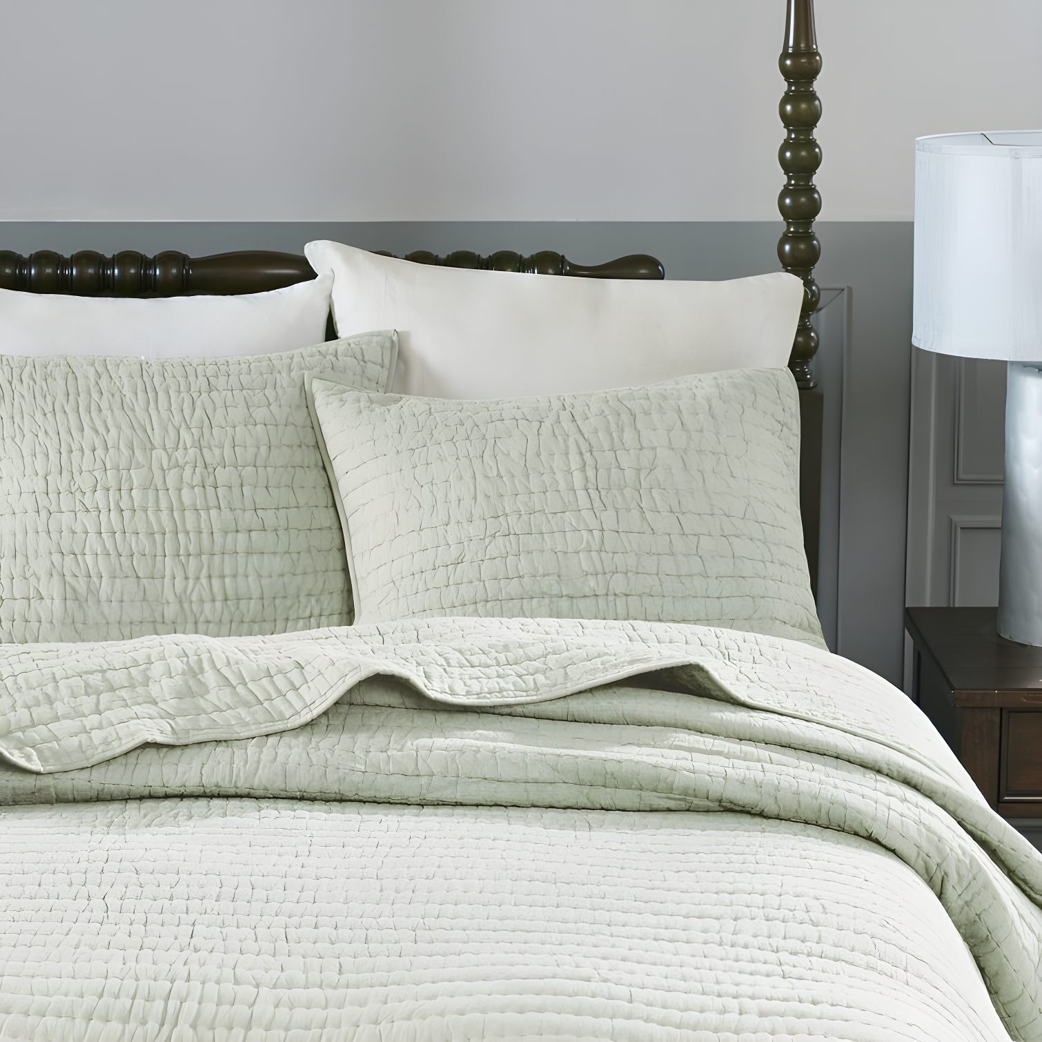 Madison Park Signature Madison Park Signature Serene 3 Piece Hand Quilted Cotton Quilt Set