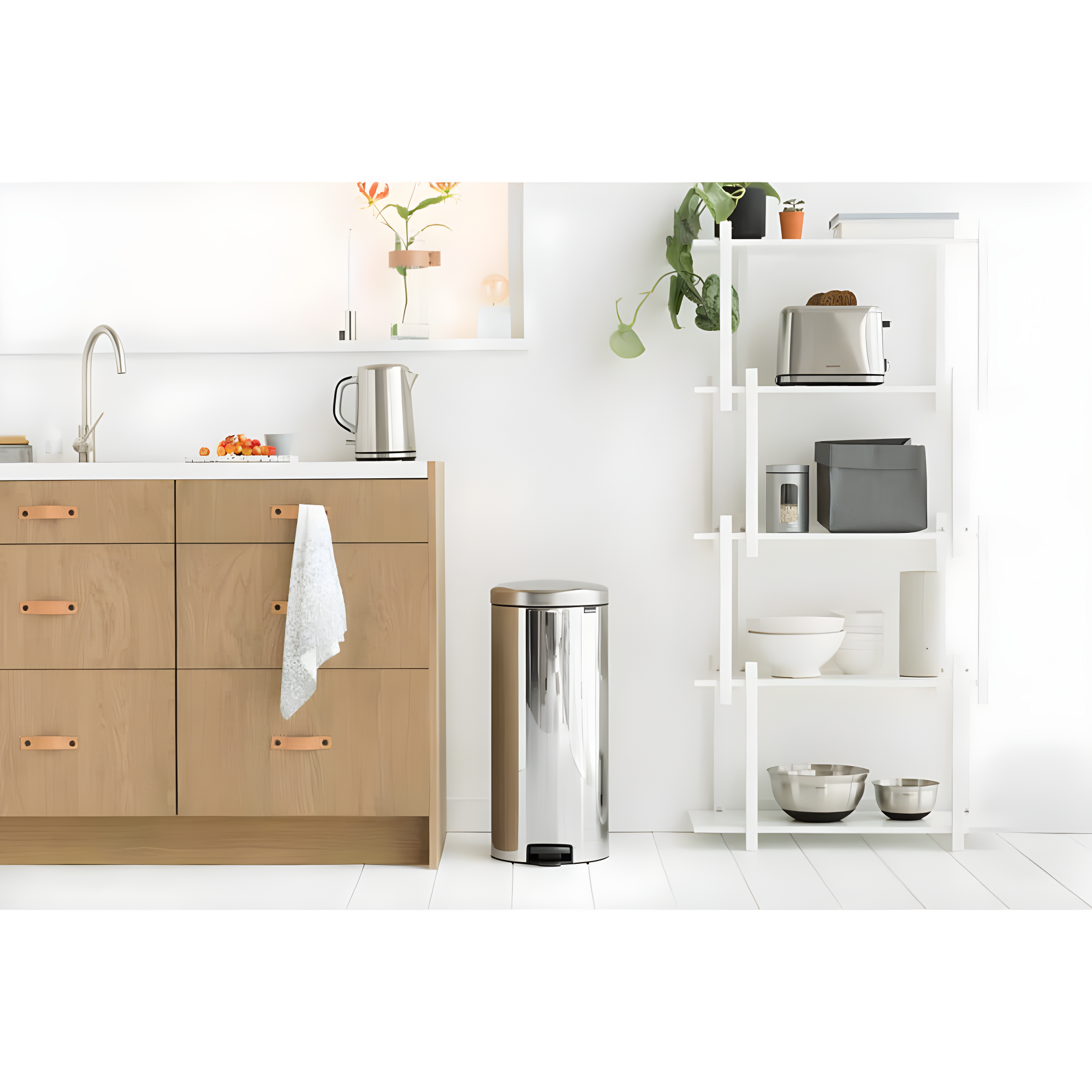 Brabantia NewIcon Step On Trash Can, 8 Gallon (30 Liter)