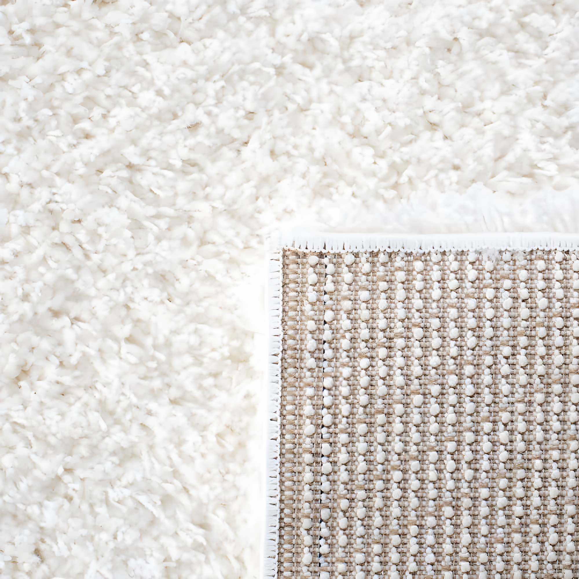 Shag SG151 Power Loomed Indoor Accent Rug - White - 2'3"x5' - Safavieh.
