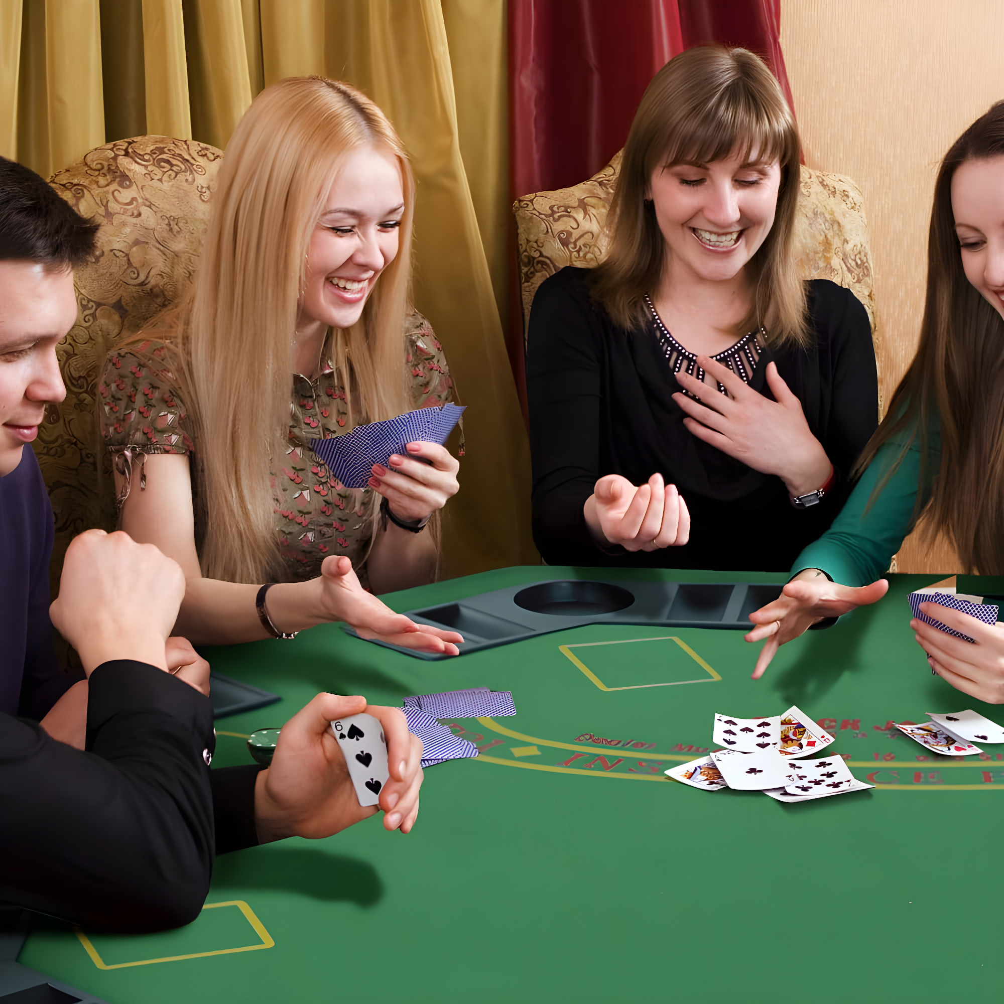 Soozier Soozier 47.25'' 8 - Player Foldable Poker Table