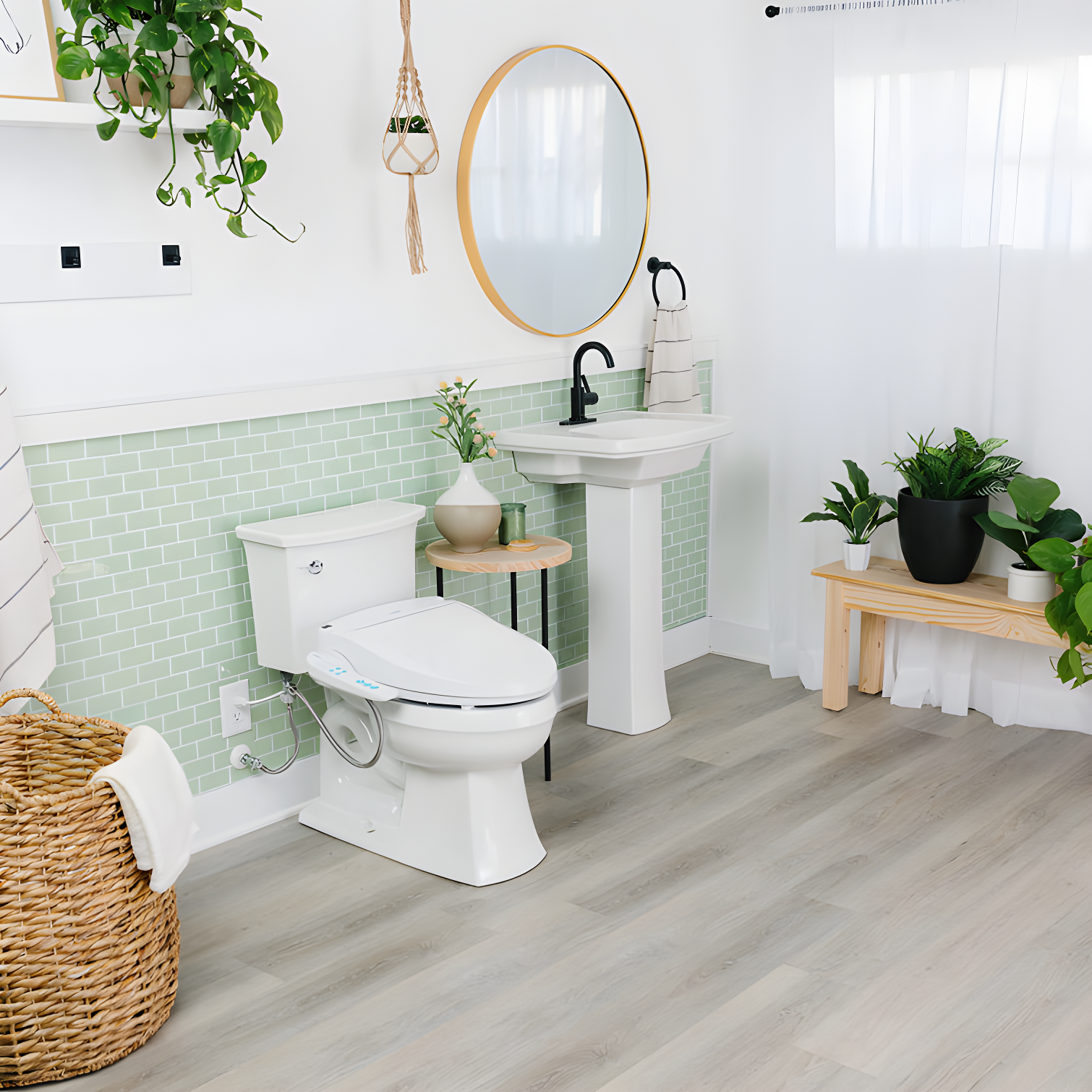 OmigoGS Essential Bidet Toilet Seat, Round White